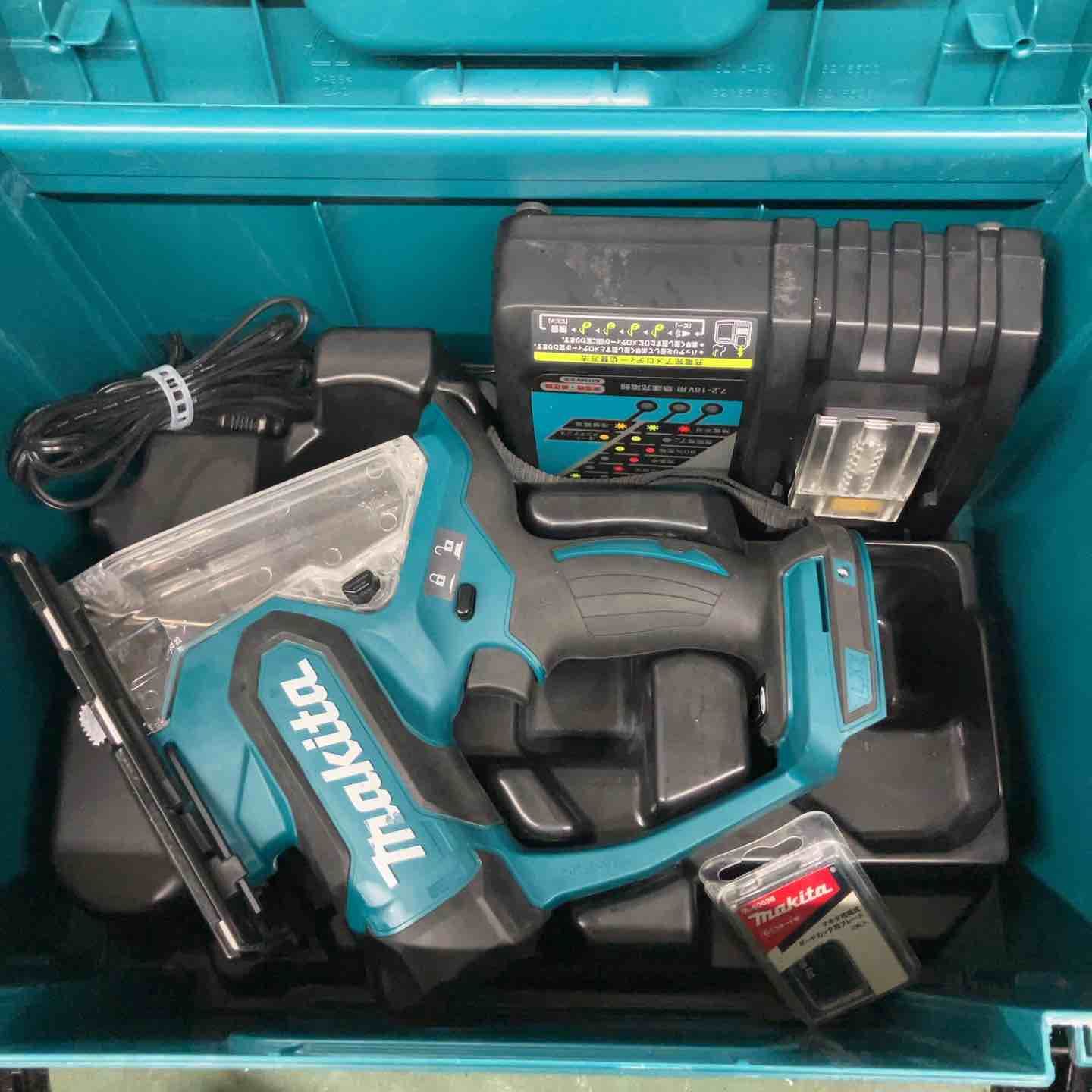 ◇マキタ(makita) コードレスボードカッタ SD140DZ ケース 充電器付【戸田店】