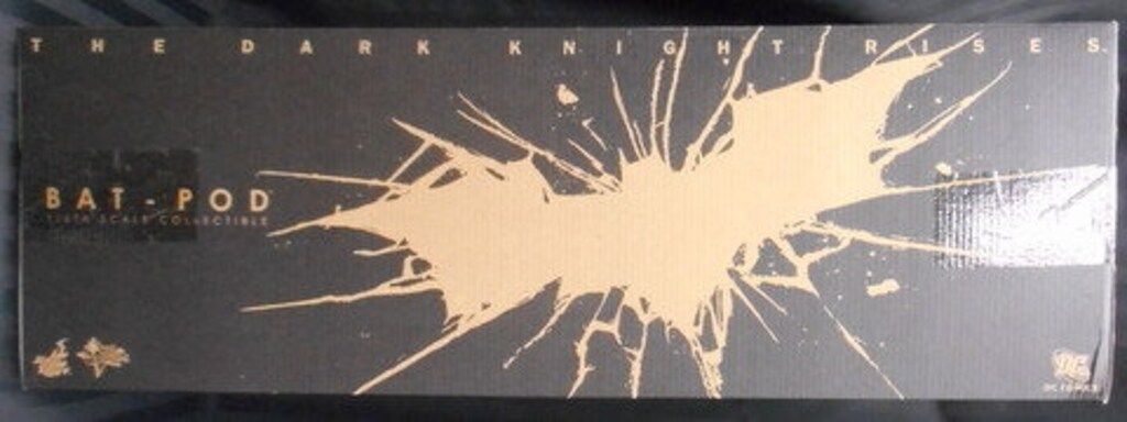 HOTTOYS MOVIE MASTERPIECE BAT-POD (THE DARK KNIGHT) MMS070