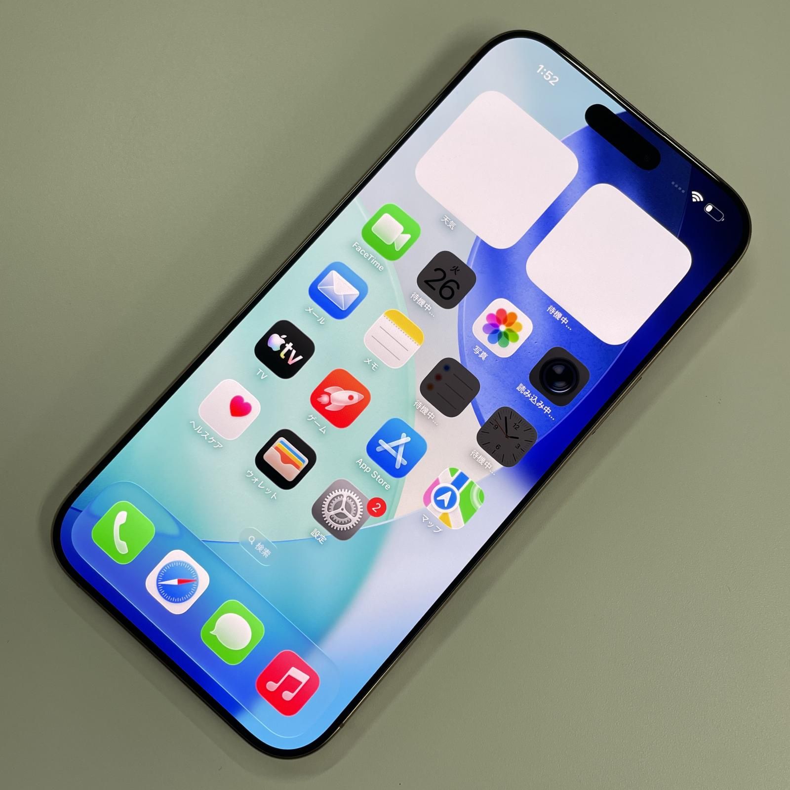 au iPhone 16 Pro Max 256GB デザートチタニウム