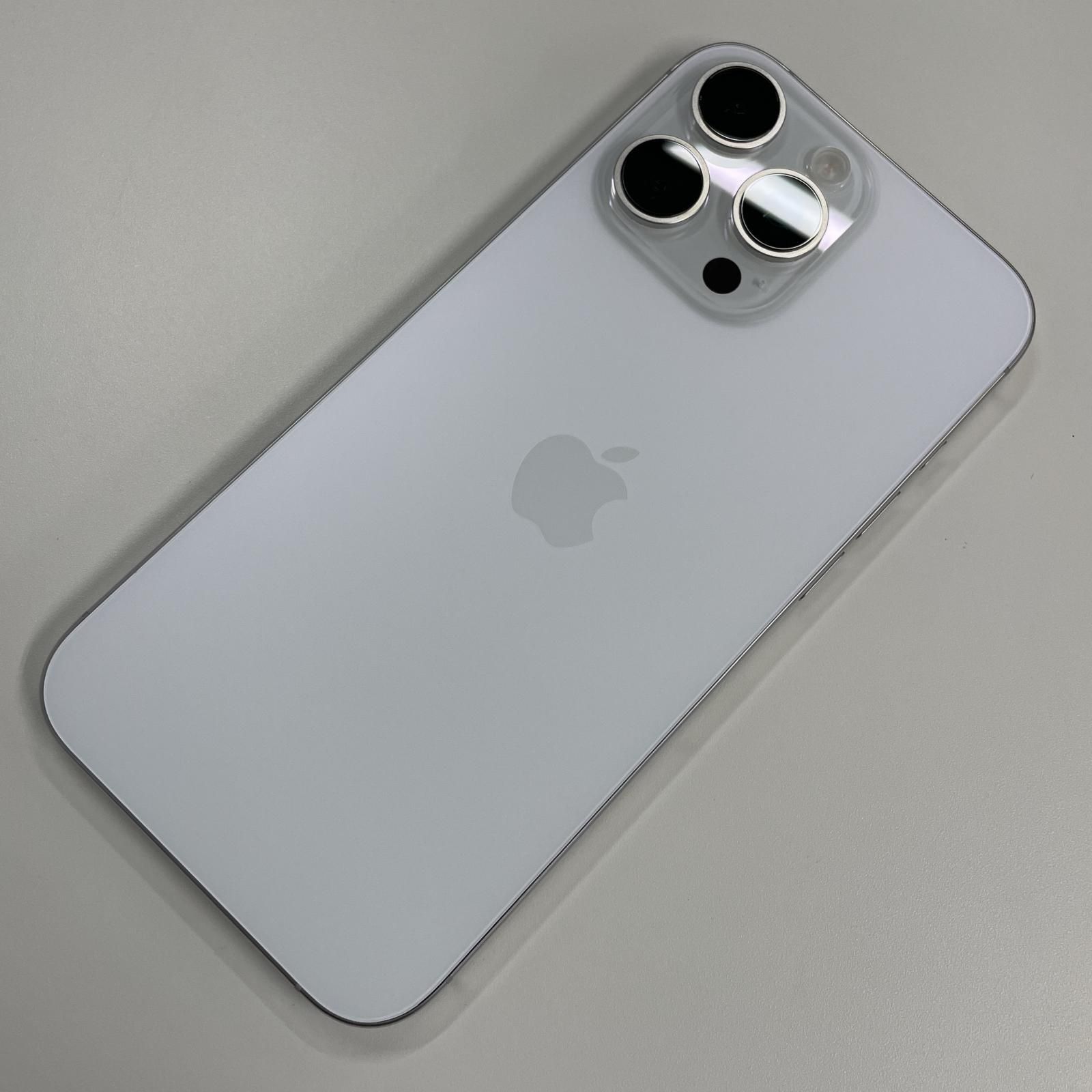 中古】【安心保証】 iPhone16 Pro Max[256GB] au ブラックチタニウム 【新品未使用】 iPhone16Pro 256GB ホワイトチタニウム
