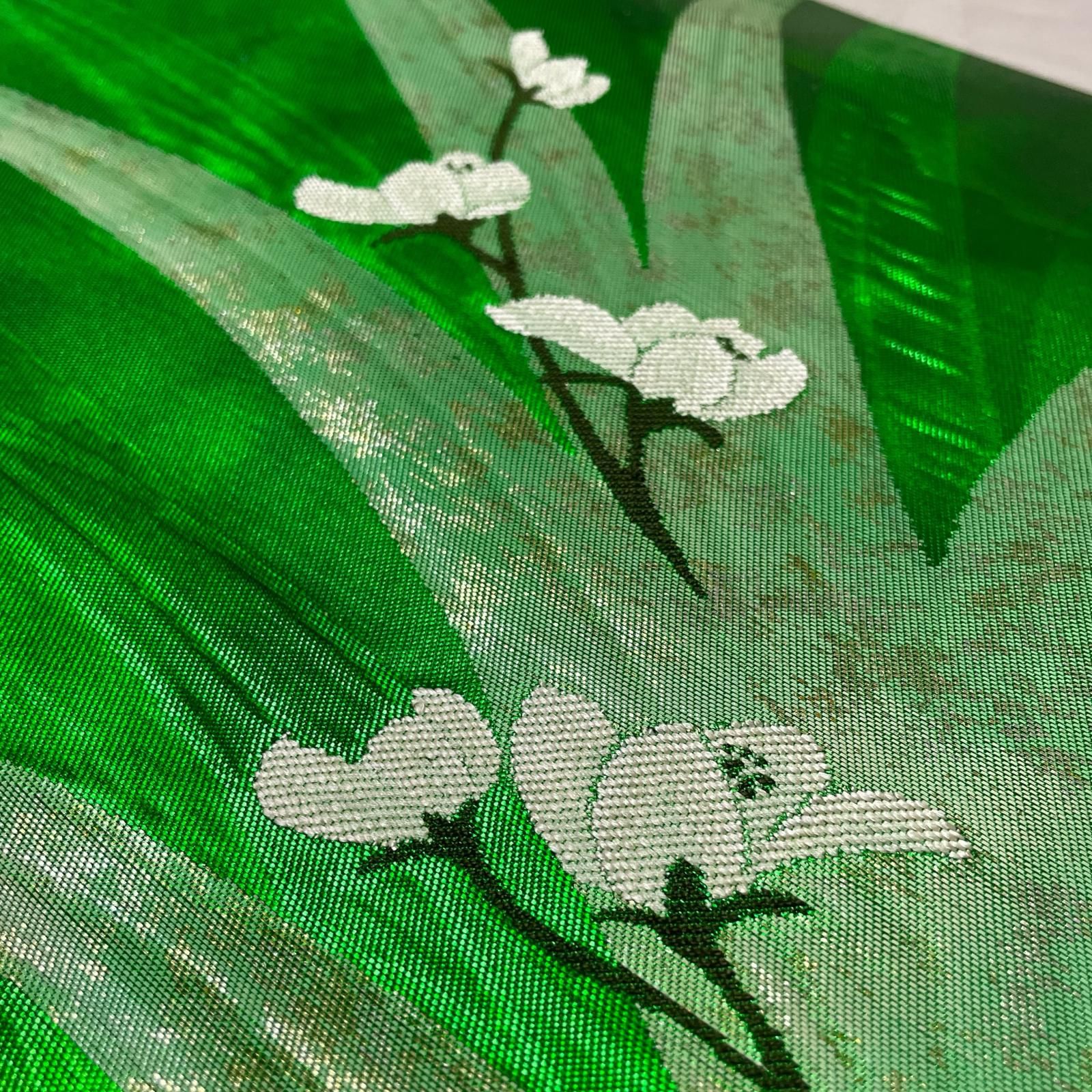 名古屋帯 花模様 鮮やかな緑 九寸 正絹 着物 X-2693