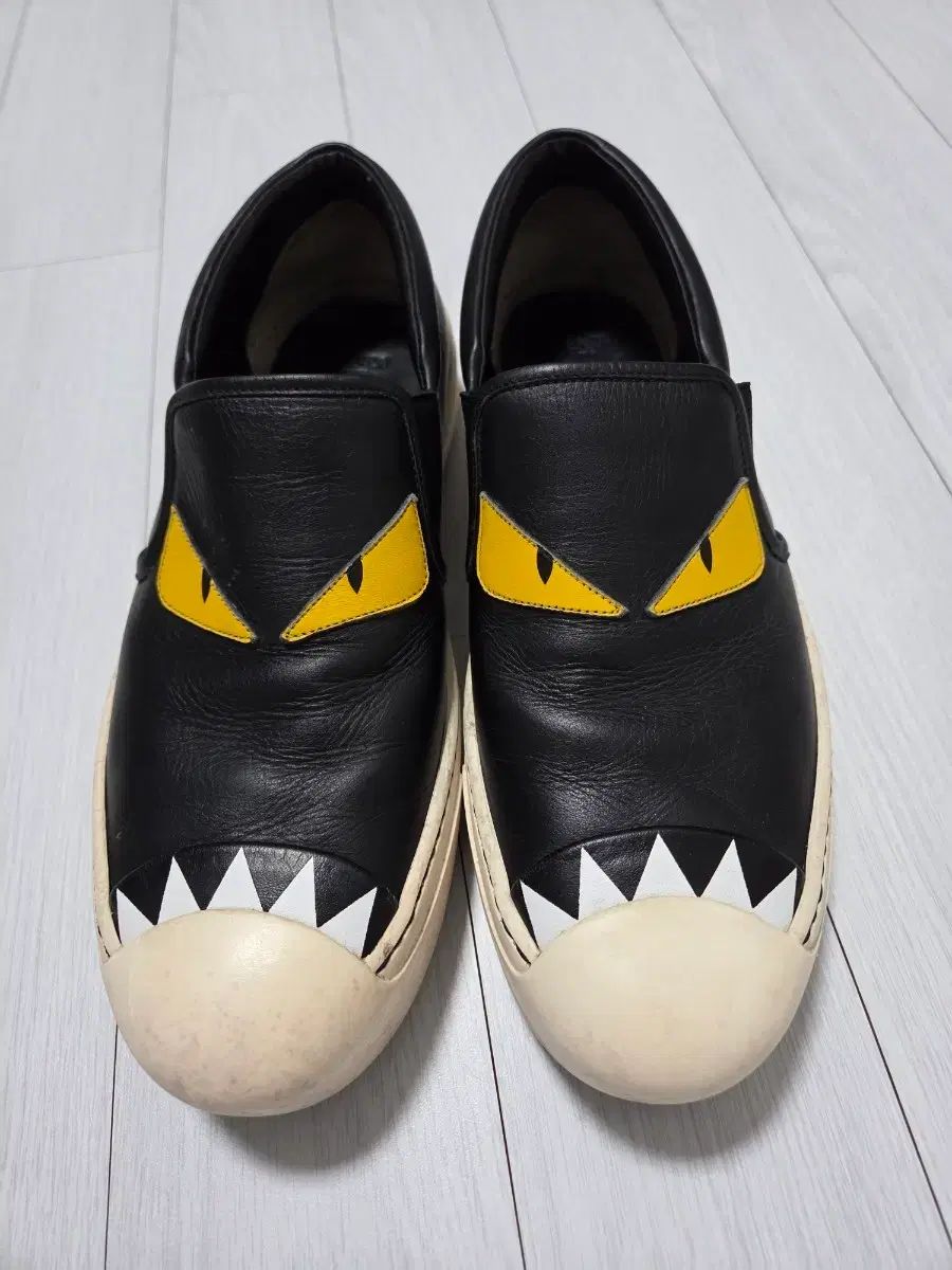 (正規品) FENDI フェンディ MONSTER ブラック スリッポン スニーカー