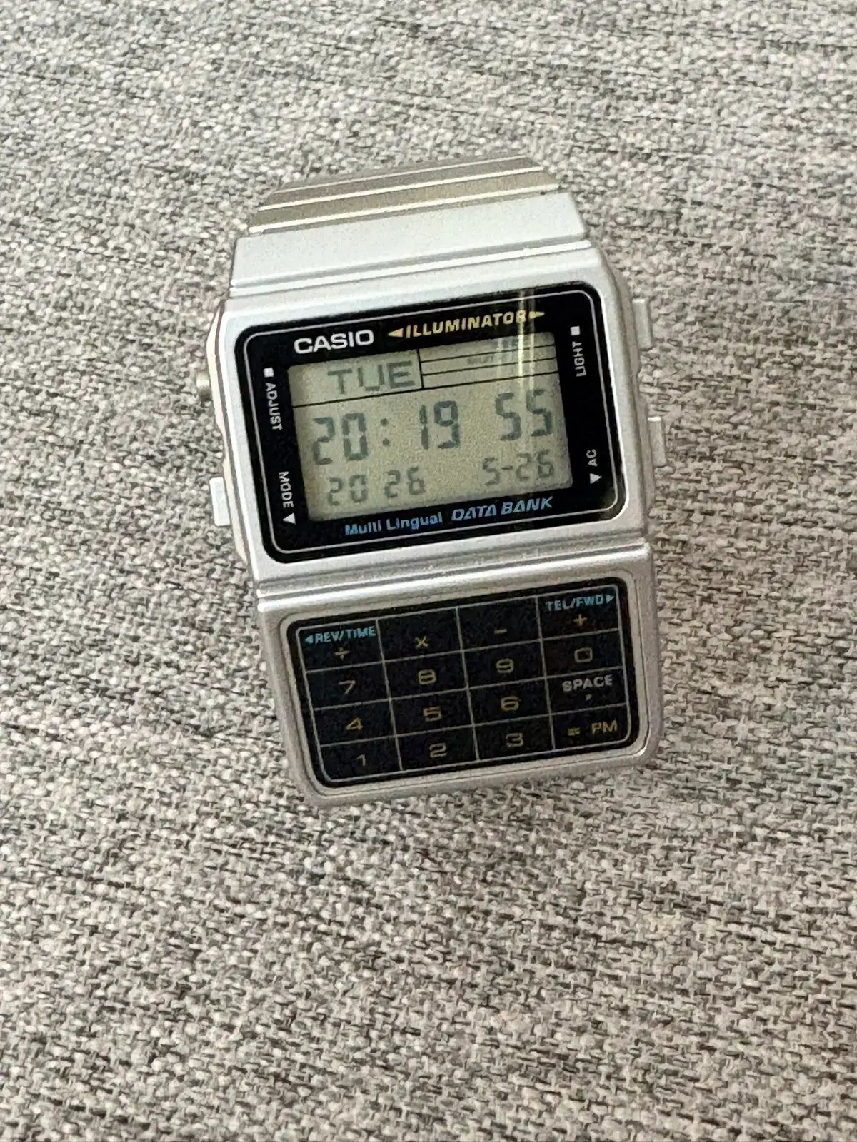 カシオ データーバンク DBC-611 出品