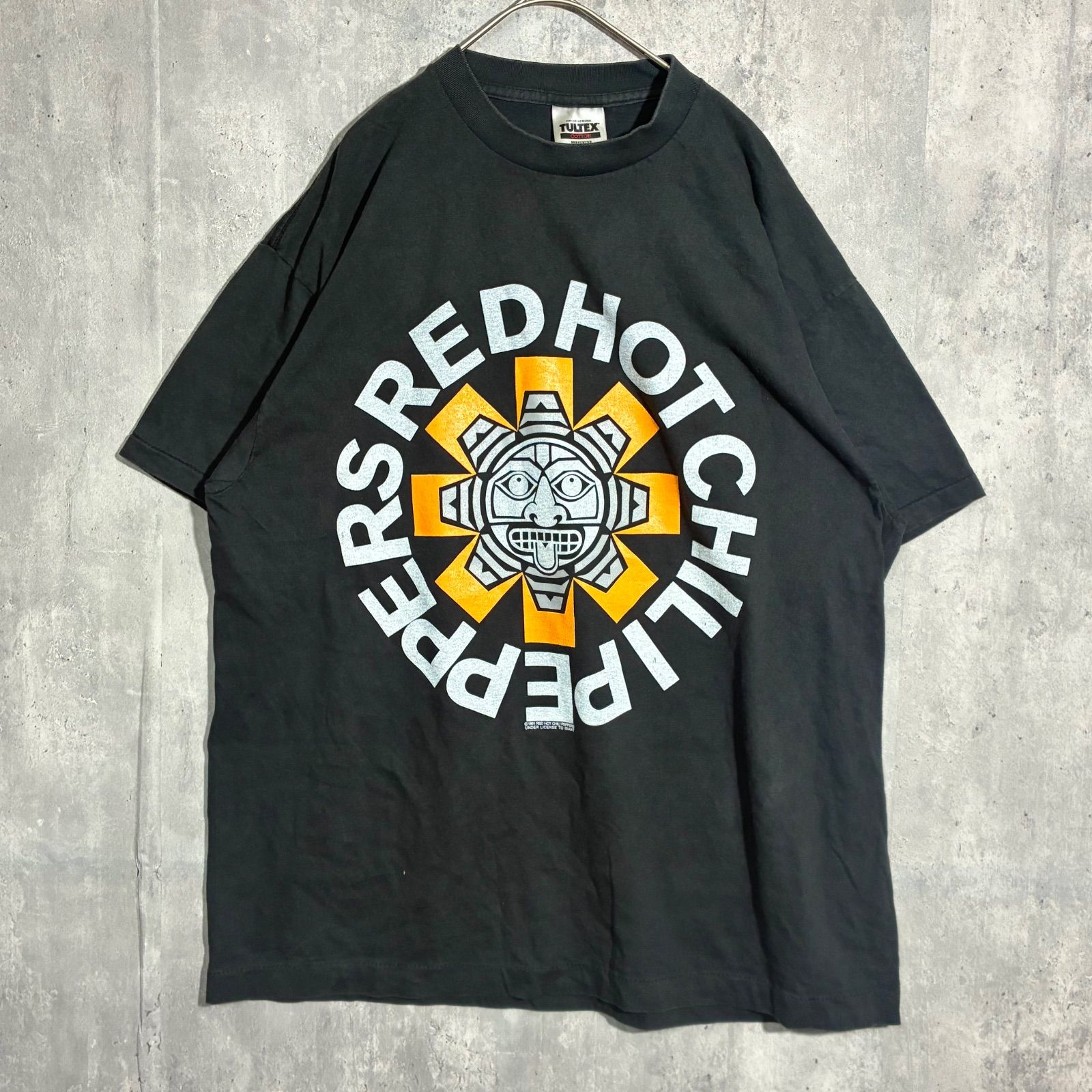 RED HOT CHILI レッド　ホット　古着　Tシャツ　半袖　黒　ブラック　メンズ