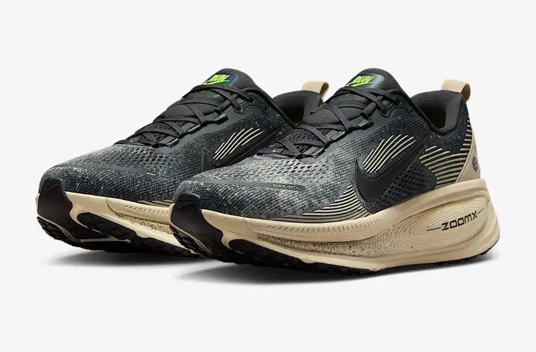新商品 NIKE ボメロ 18