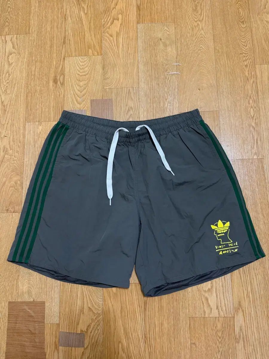 BRAIN DEAD X adidas ハーフパンツ