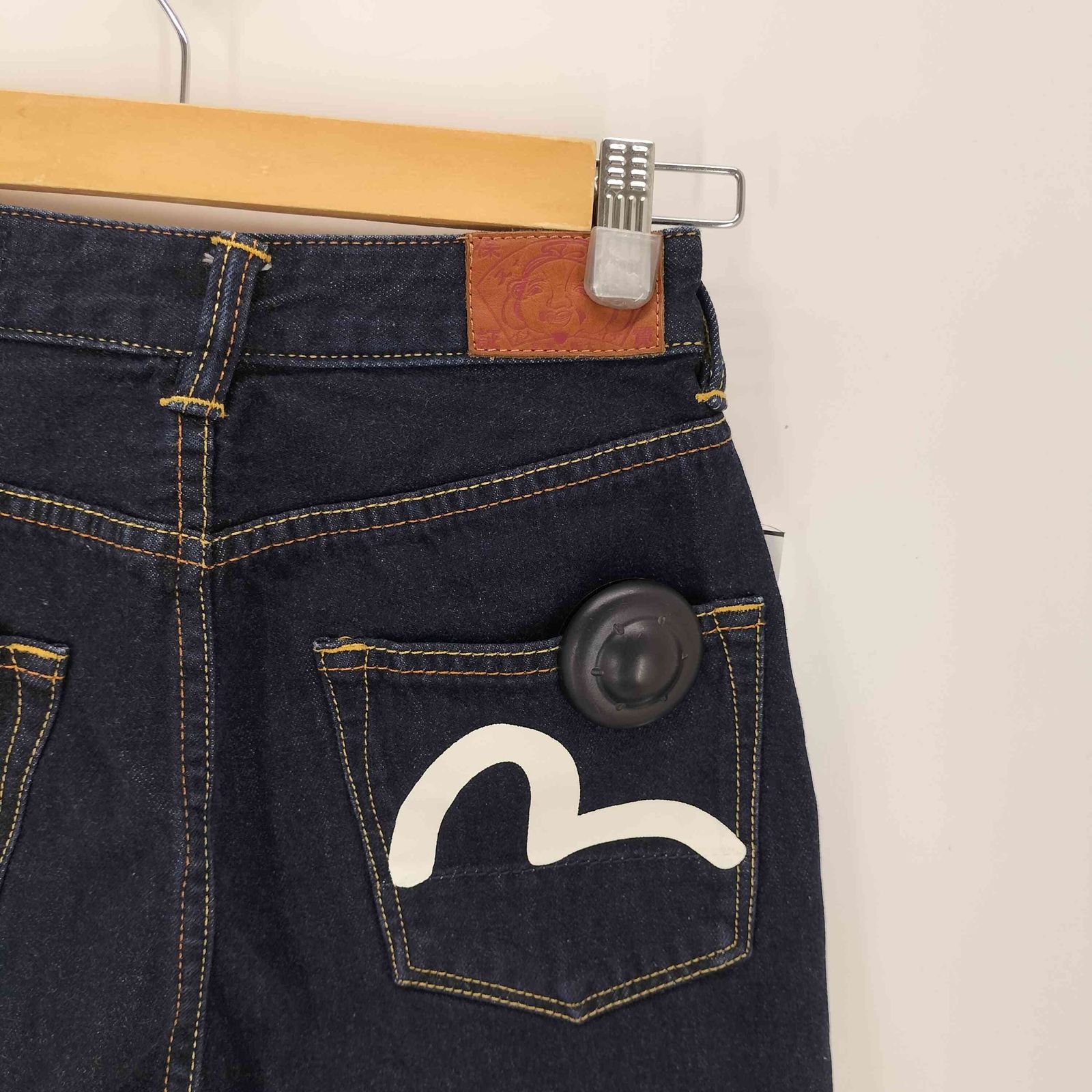 エヴィス EVISU Seagull Print and Multi-Pocket Fashion Fit Denim