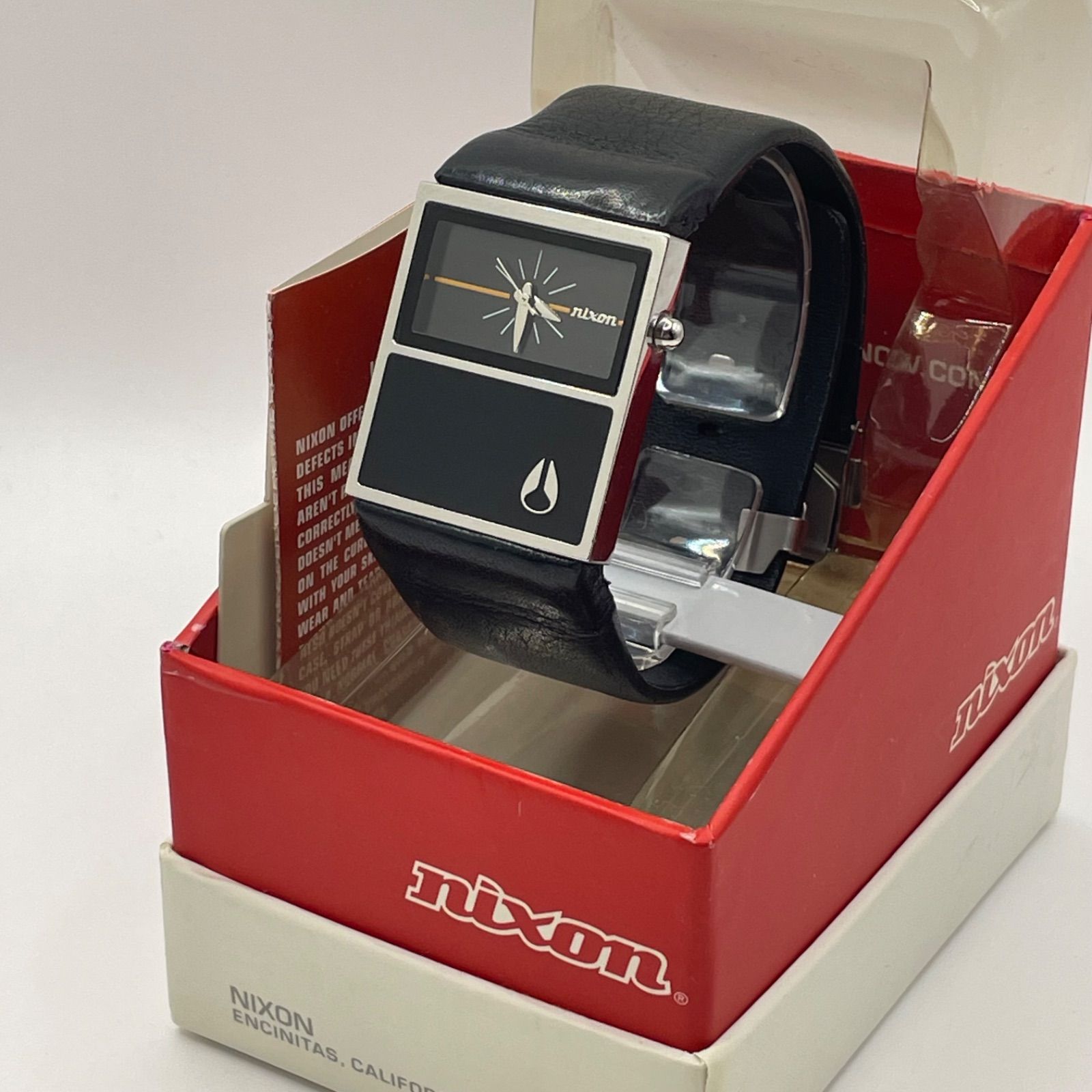 ニクソン 腕時計 シャレー レザー THE CHALET LEATHER 黒 NIXON