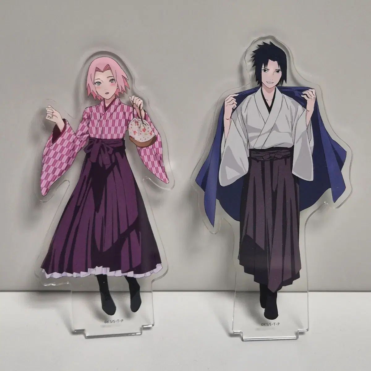 まとめ出品) NARUTO -ナルト- さくら うちは サスケ アクリル スタンド