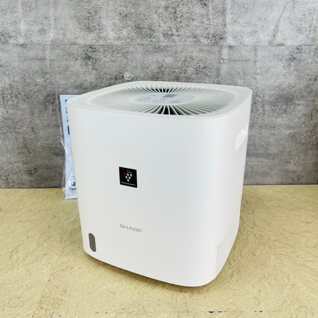 美品 除湿乾燥機 【中古】動作保証 SHARP シャープ CV-S60-W ホワイト 2025年製 デシカント方式 プラズマクラスター 053018 / 23899