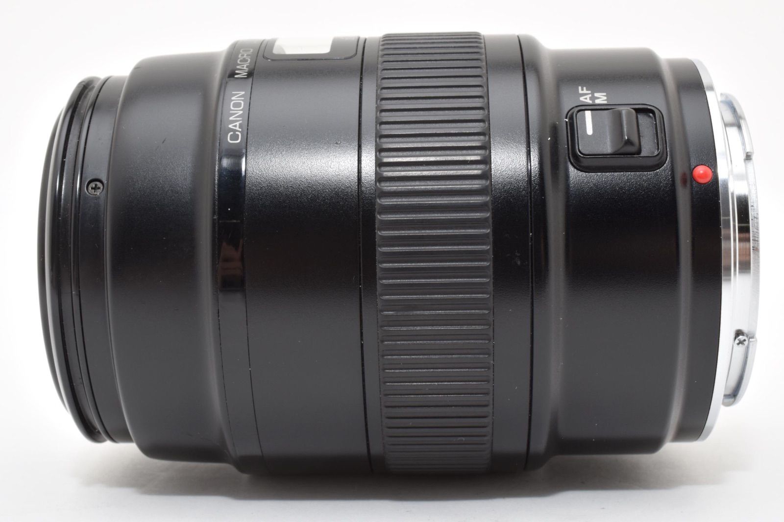 美品 キヤノン Canon EF100mm F2.8 MACRO 中望遠マクロレンズ 美品 キヤノン Canon EF100mm F2.8 MACRO 中望遠マクロレンズ