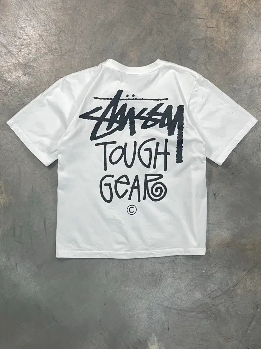 STUSSY タフギア 半袖 Tシャツ