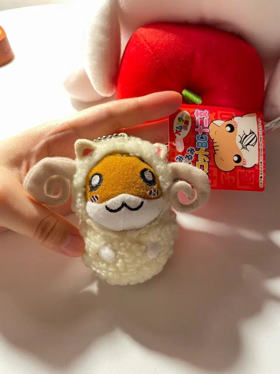 レア 羊 ハムスター ミニ ぬいぐるみ ストラップ (タグあり)