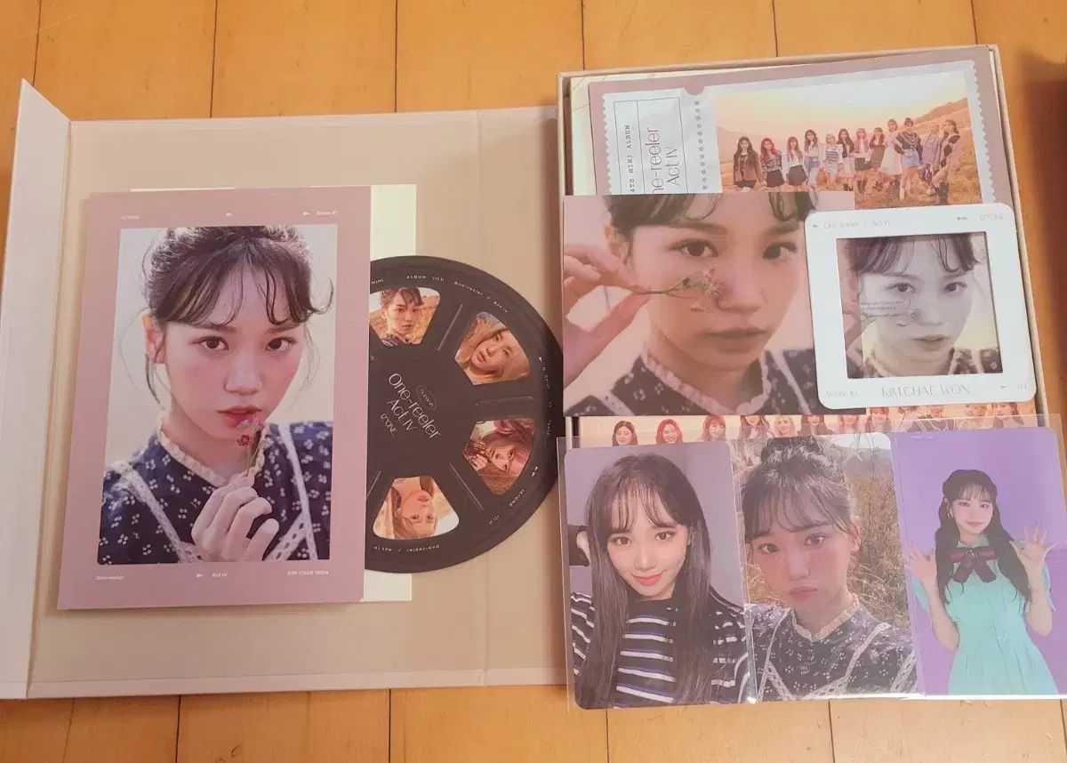 IZ*ONE LE SSERAFIM キム・チェウォン PANORAMA 出品 (1)