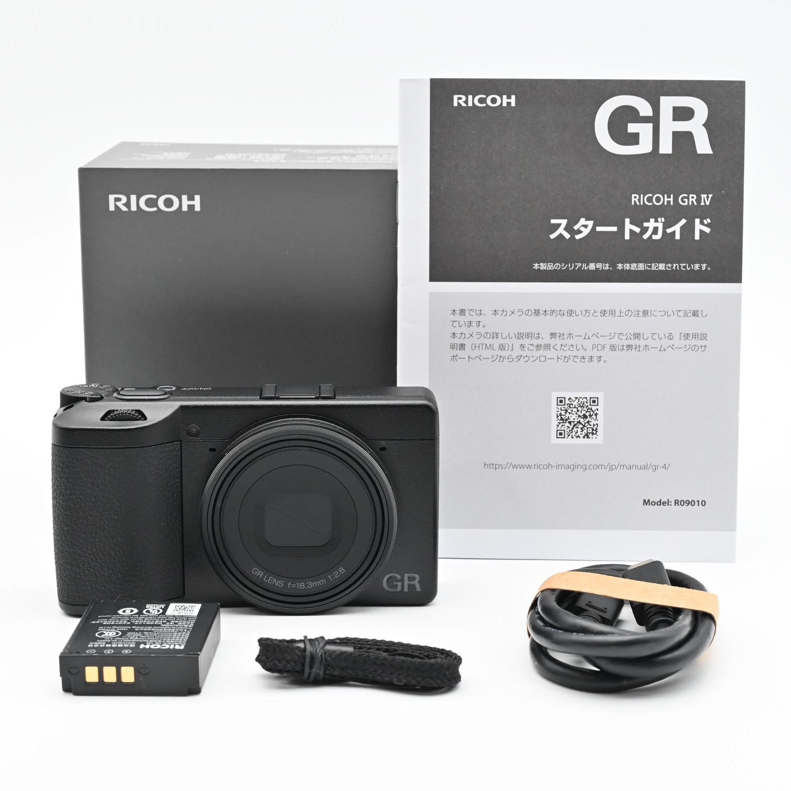 GR RICOH リコー ほぼ新品】 III　10333 DIGITAL GR ✨ショット数4回でほぼ新品✨RICOH III メルカリ - 《ショット数657》 デジタルカメラ
