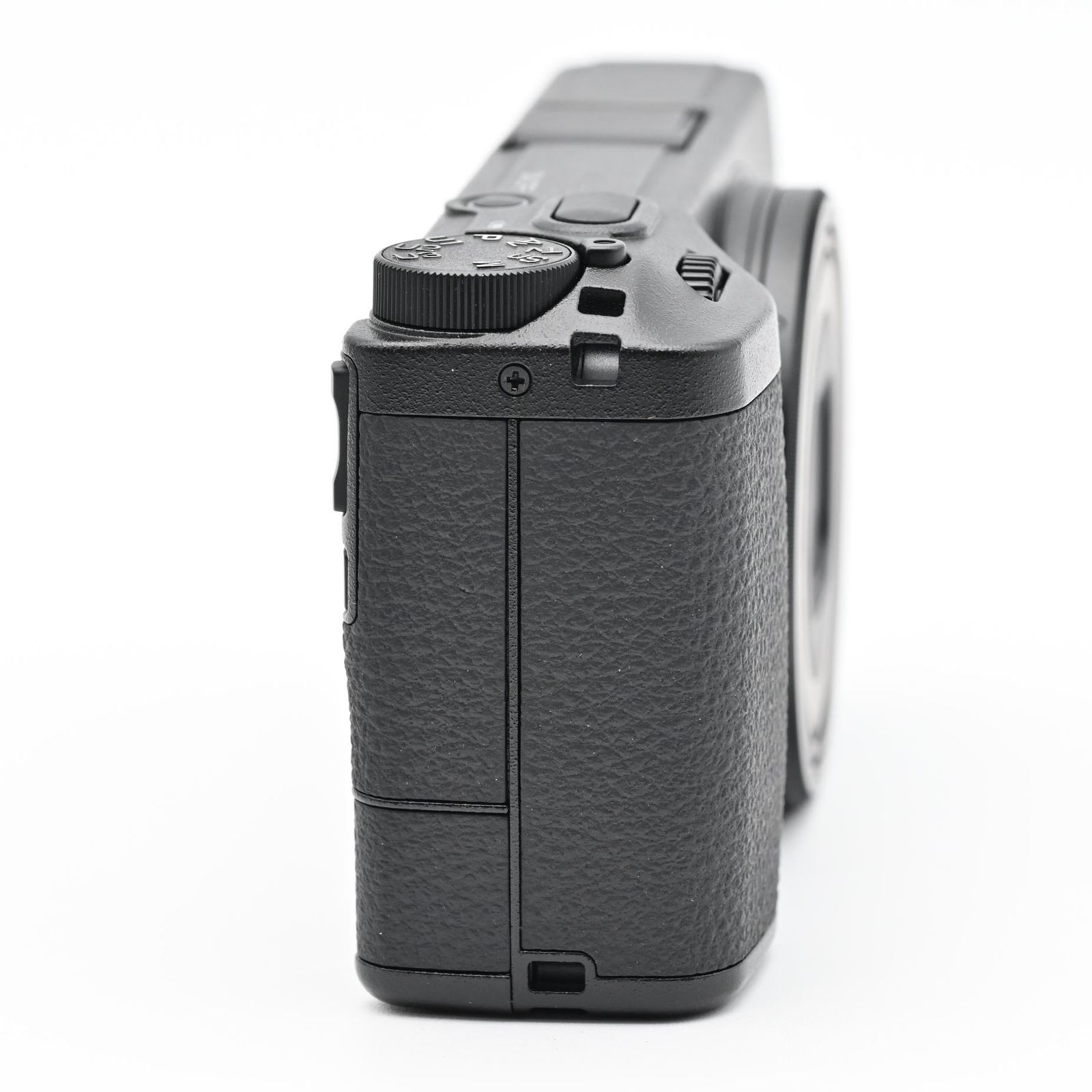 RICOH GR IV ショット数 3回 ほぼ新品 - メルカリ