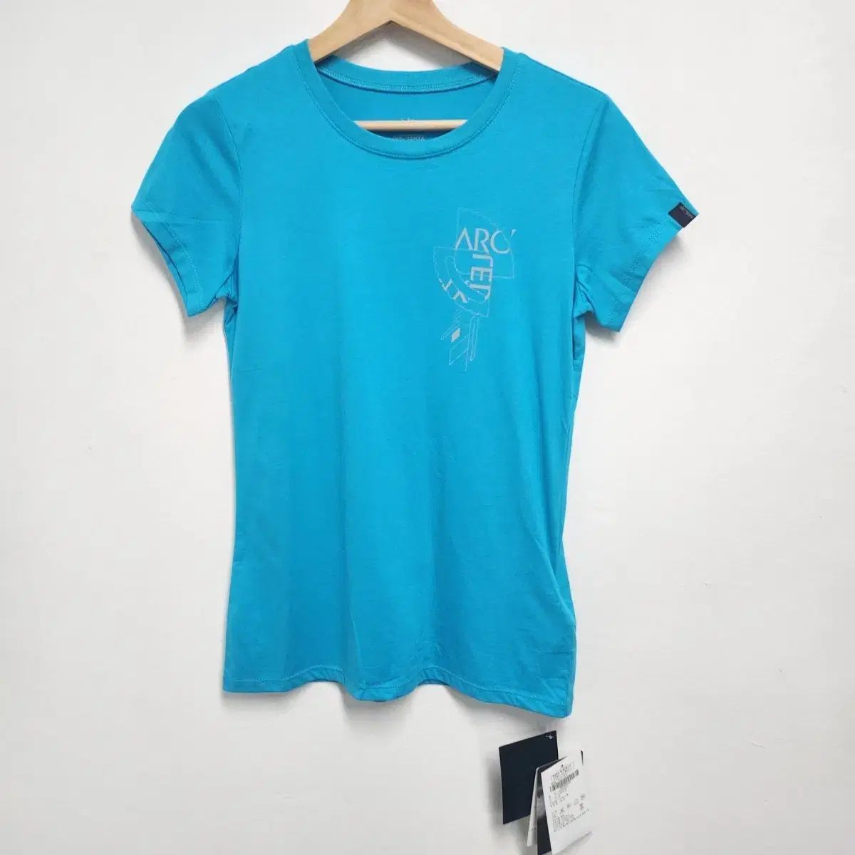 S 新品 ARC'TERYX アークテリクス 半袖Tシャツ
