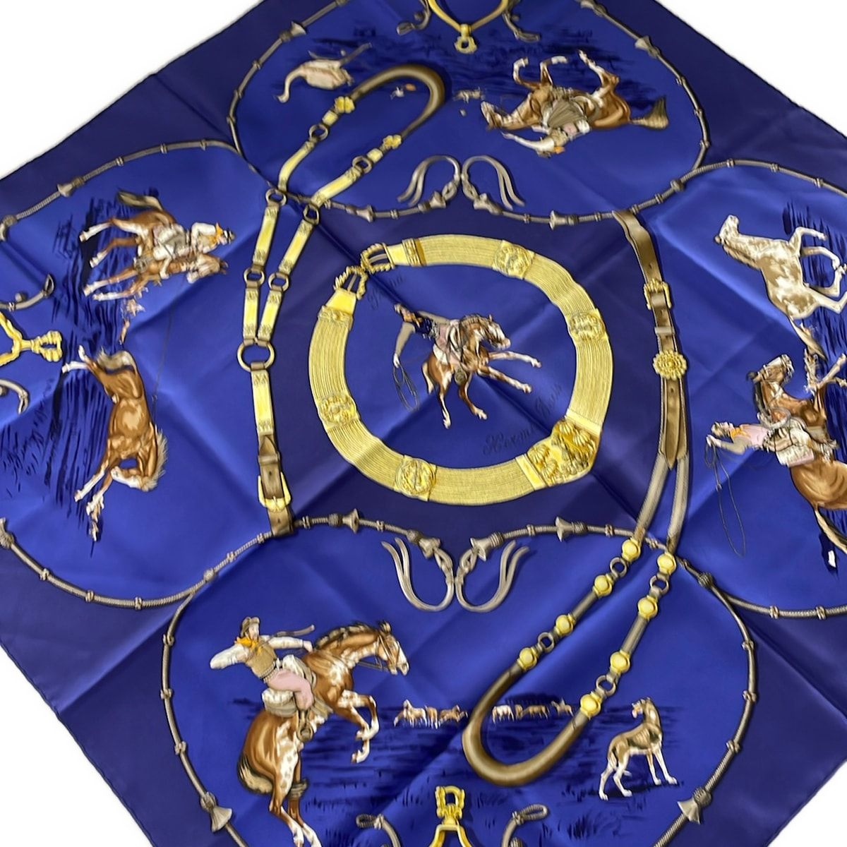 HERMES(エルメス) スカーフ美品 カレ90 ネイビー×イエロー×マルチ pampa