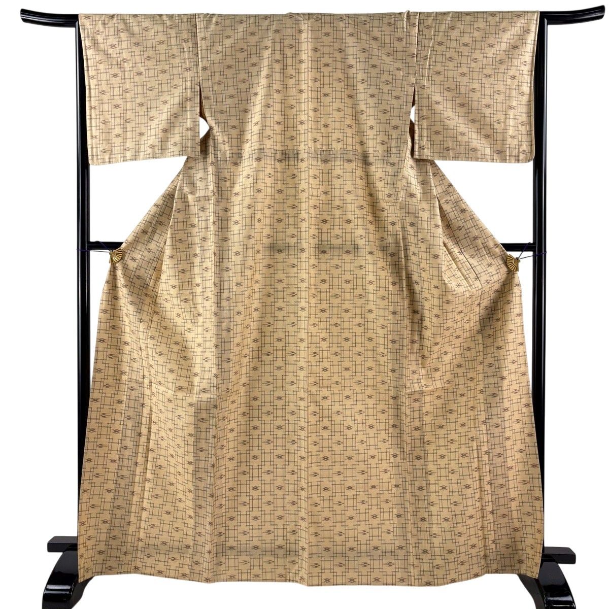美品】 紬 身丈167cm 裄丈64.5cm M 単衣 本場久米島紬 燕 ベージュ 