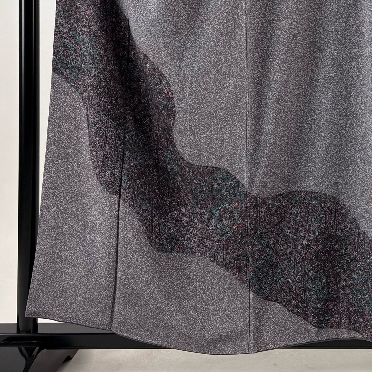 美品】 付下げ 身丈158cm 裄丈65cm M 袷 袋帯セット 草花 道長取り 灰