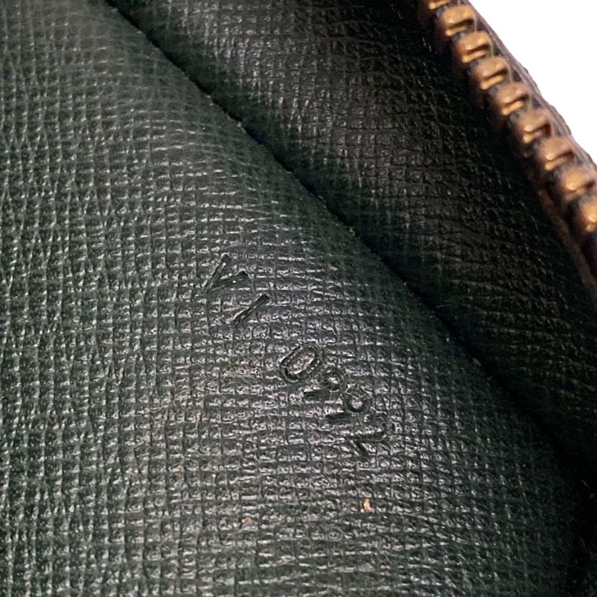 LOUIS VUITTON(ルイヴィトン) ビジネスバッグ エピ ポルト ドキュマン