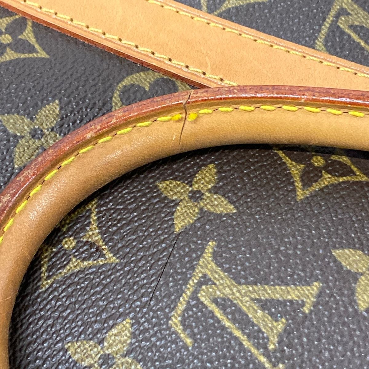 LOUIS VUITTON(ルイヴィトン) ビジネスバッグ モノグラム ポルトドキュ