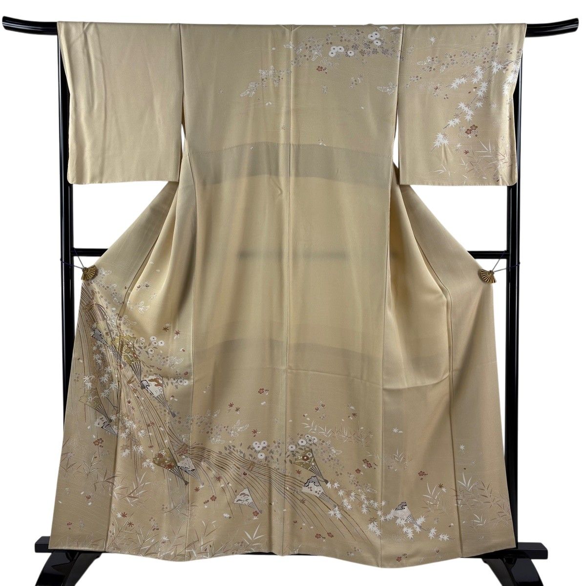訪問着 身丈162cm 裄丈67cm M 袷 やまと 扇 草花 金糸 金彩 ベージュ 正絹 秀品 【中古】
