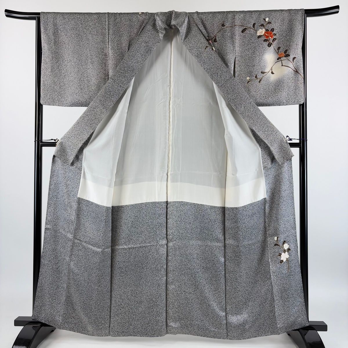 美品】 訪問着 身丈161cm 裄丈66.5cm M 袷 枝花 金彩 ぼかし 黒灰 正絹