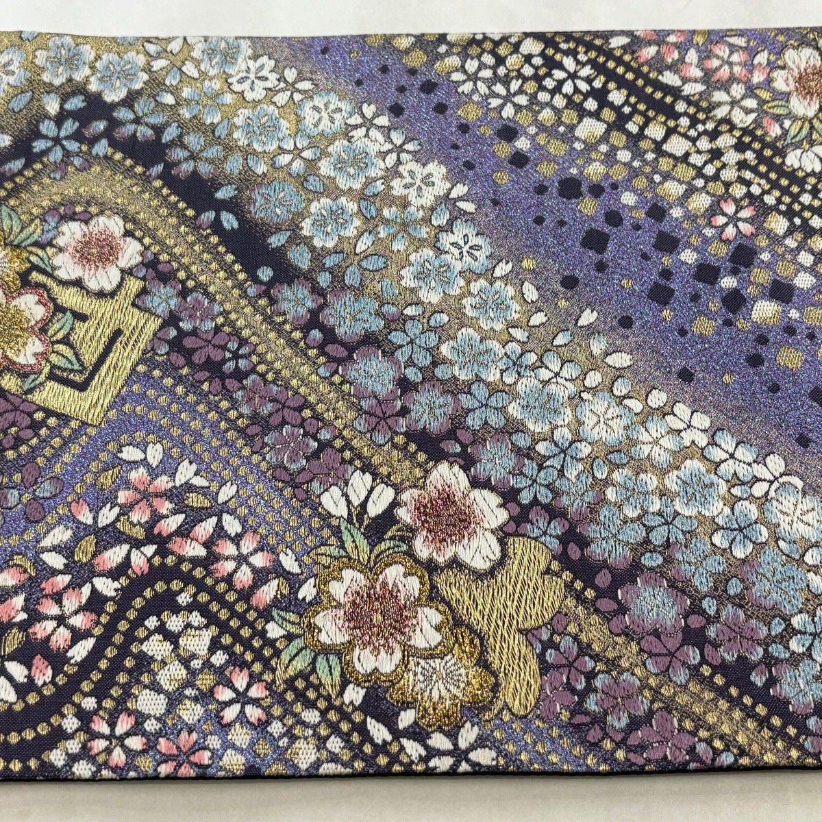 【美品】 袋帯 秀品 やまと 源氏香 桜 箔 唐織 紫 六通 正絹 【中古】