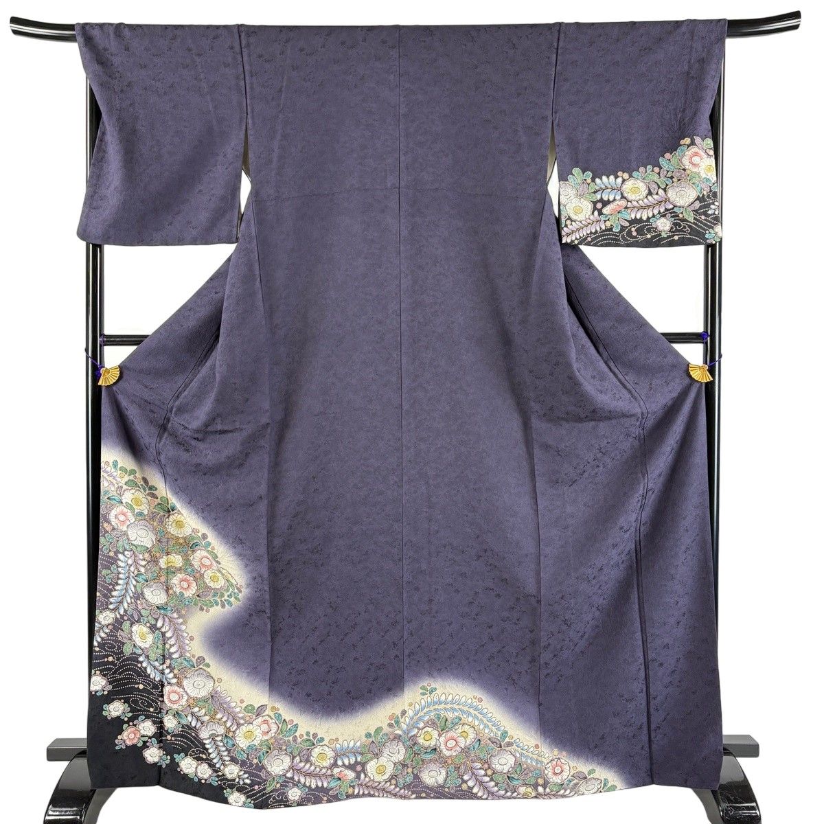 付下げ 身丈169cm 裄丈67.5cm L 袷 草花 波 金彩 ぼかし 濃紫 正絹 名品 【中古】