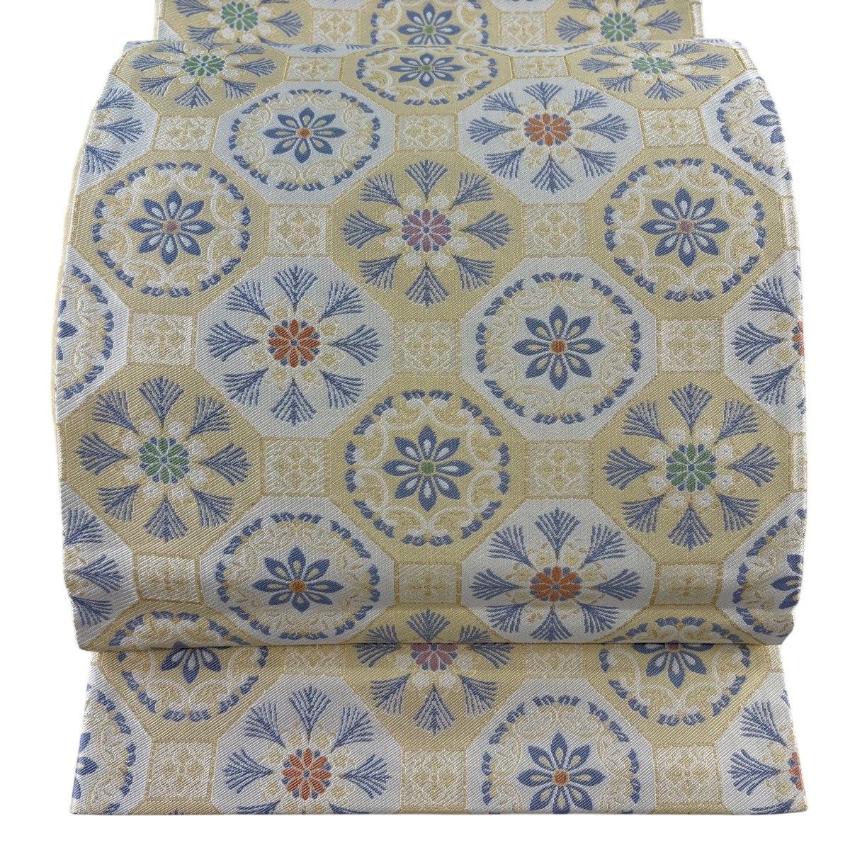 【美品】 袋帯 名品 蜀江華文 若松 金糸 薄黄 六通 正絹 【中古】 11,060円