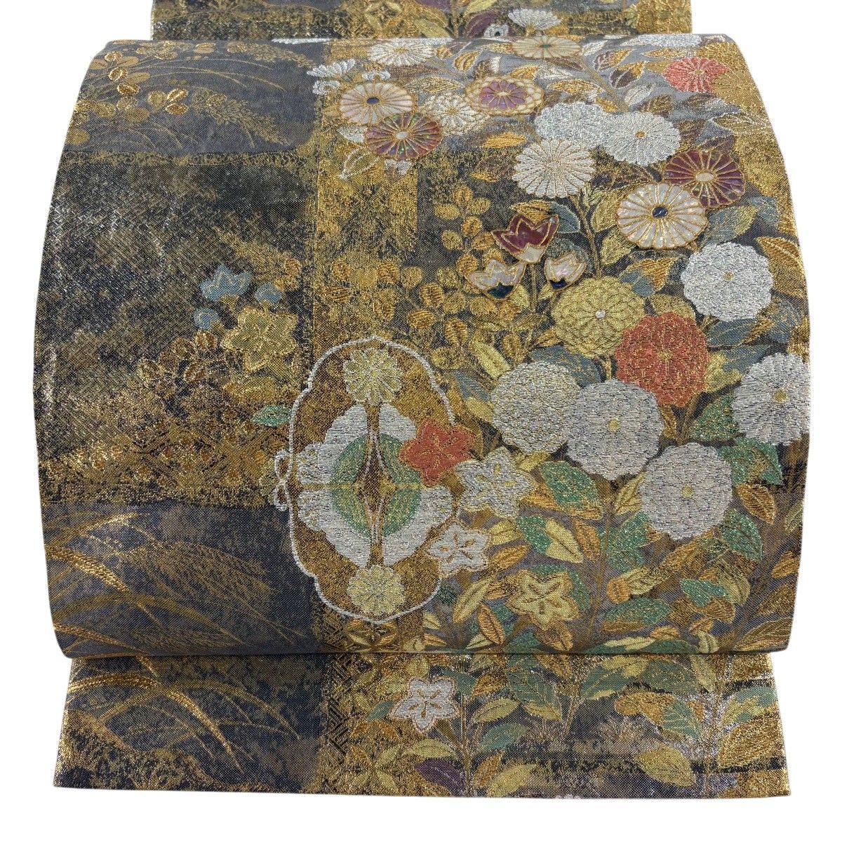 【美品】 袋帯 名品 草花 向かい蝶 螺鈿 金銀糸 灰色 お太鼓柄 正絹 【中古】 11,376円