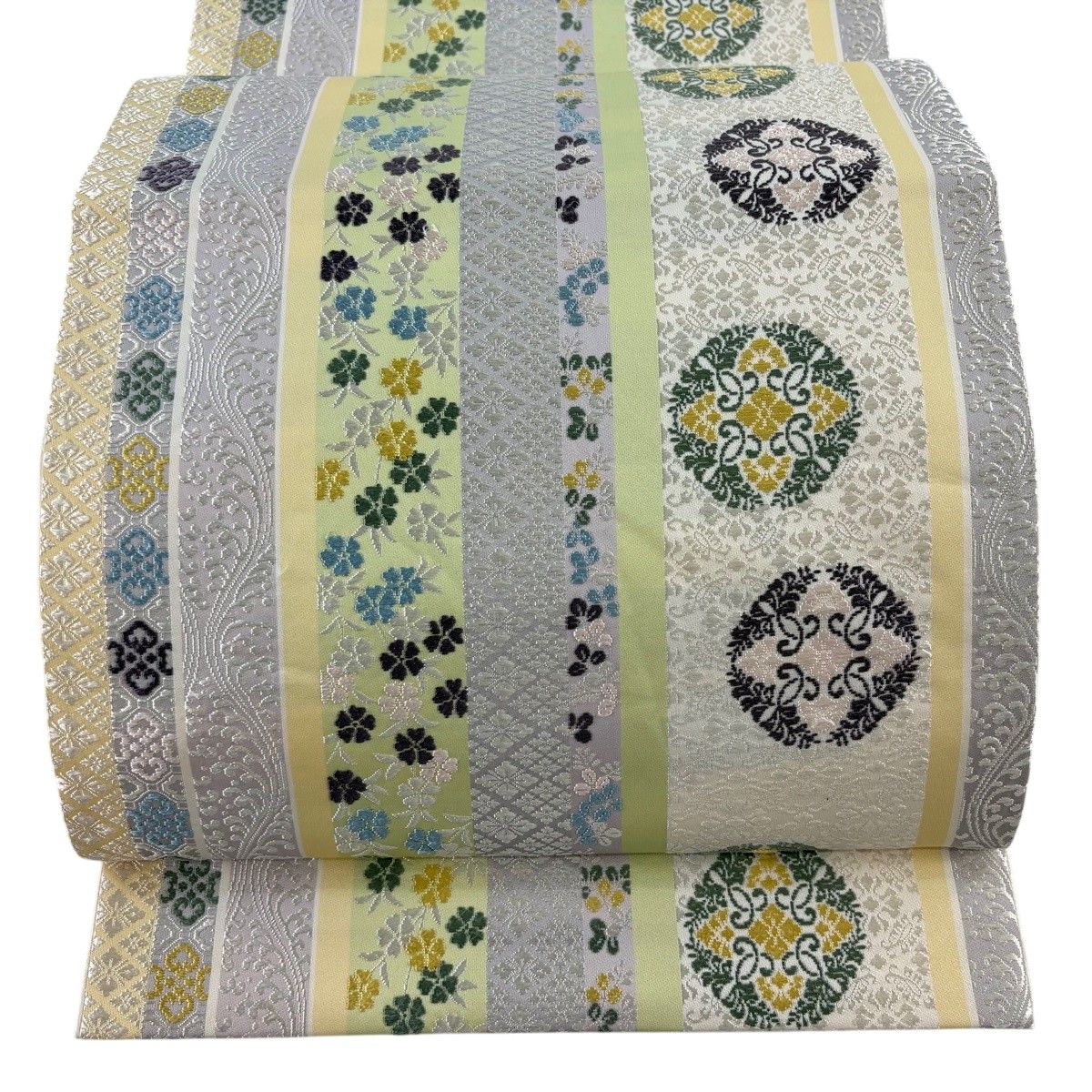 袋帯 名品 平安王朝襲色目 華文 桜 刺繍 灰紫 六通 正絹 【中古】