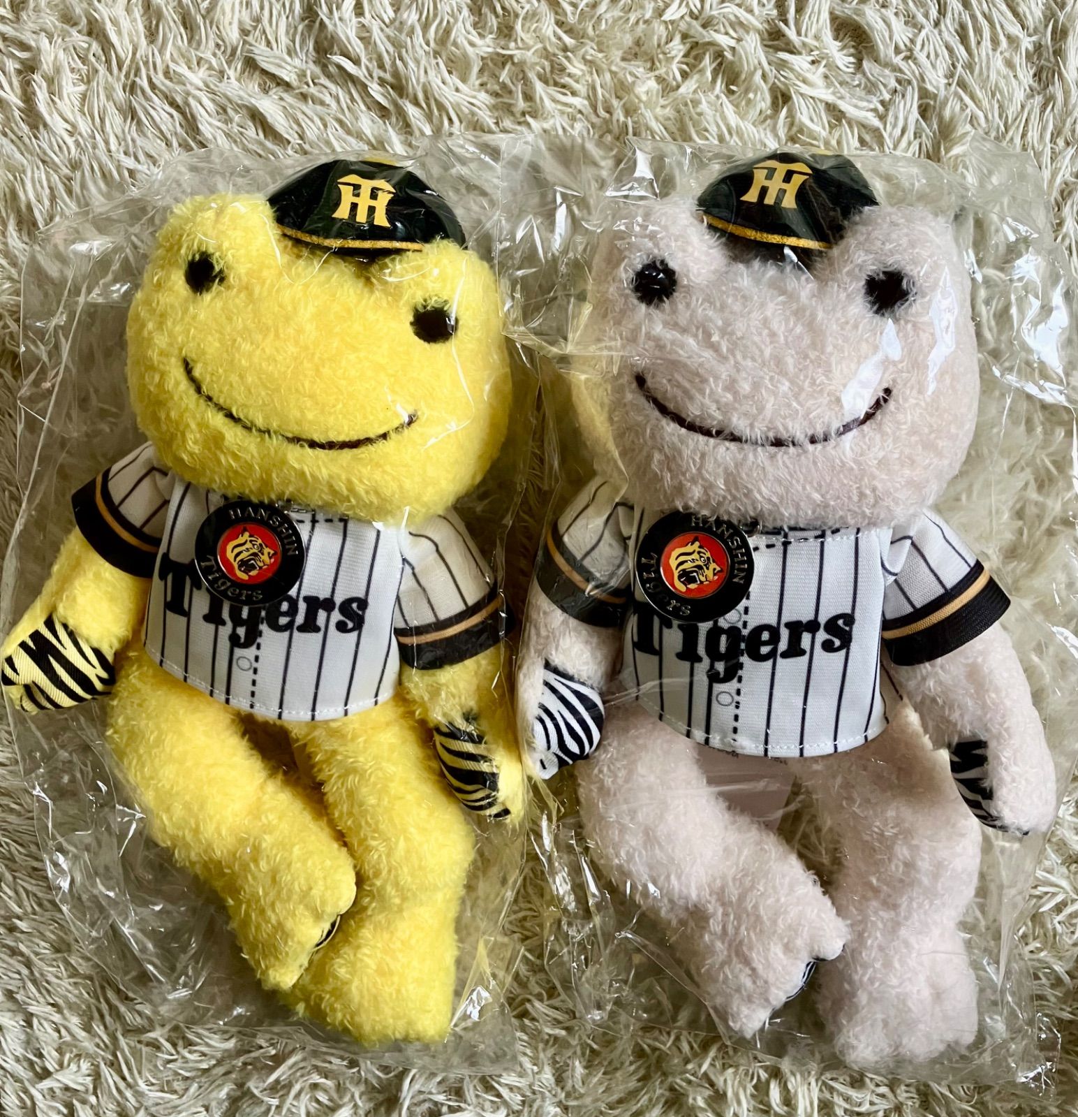新品！かえるのピクルス 阪神タイガース コラボ ビーンドール 白＆黄色