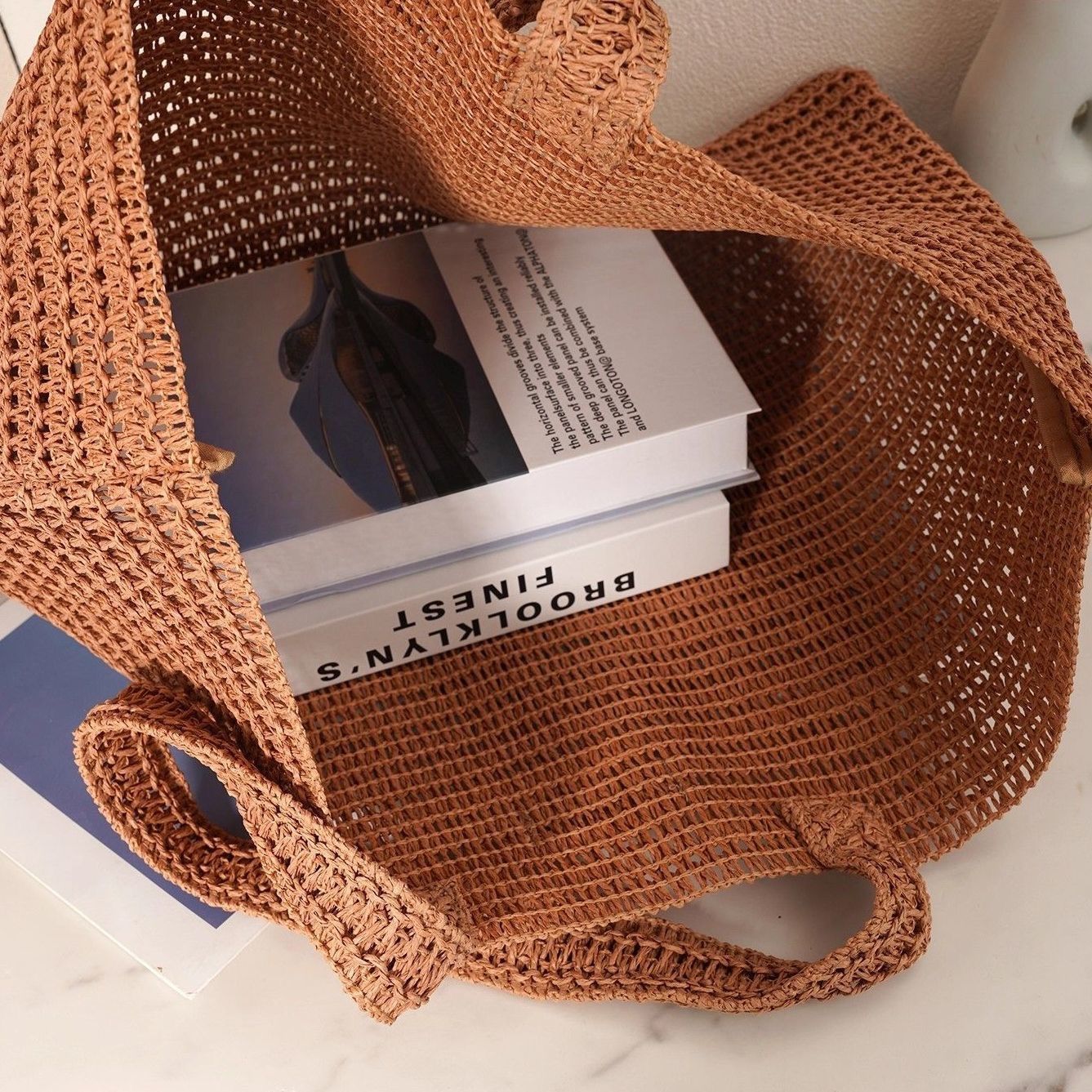 予約商品】バーバリーBurberryのノベルティ正規品 わら編みトート