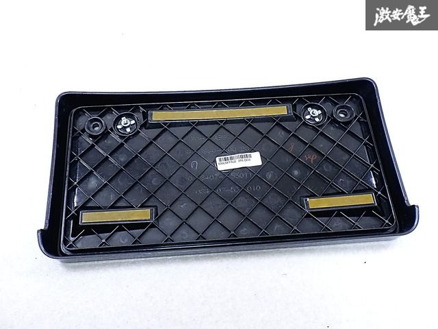 【新品・未使用品】レクサス 純正 GSE20 IS200 フロント ナンバーフレーム 08407-53011 8R6 ライトブルーマイカメタリック O-3-11 【新品・未使用品】レクサス 純正 GSE20 IS200 フロント ナンバーフレーム 08407-53011 8R6 ライトブルーマイカメタリック O-3-11