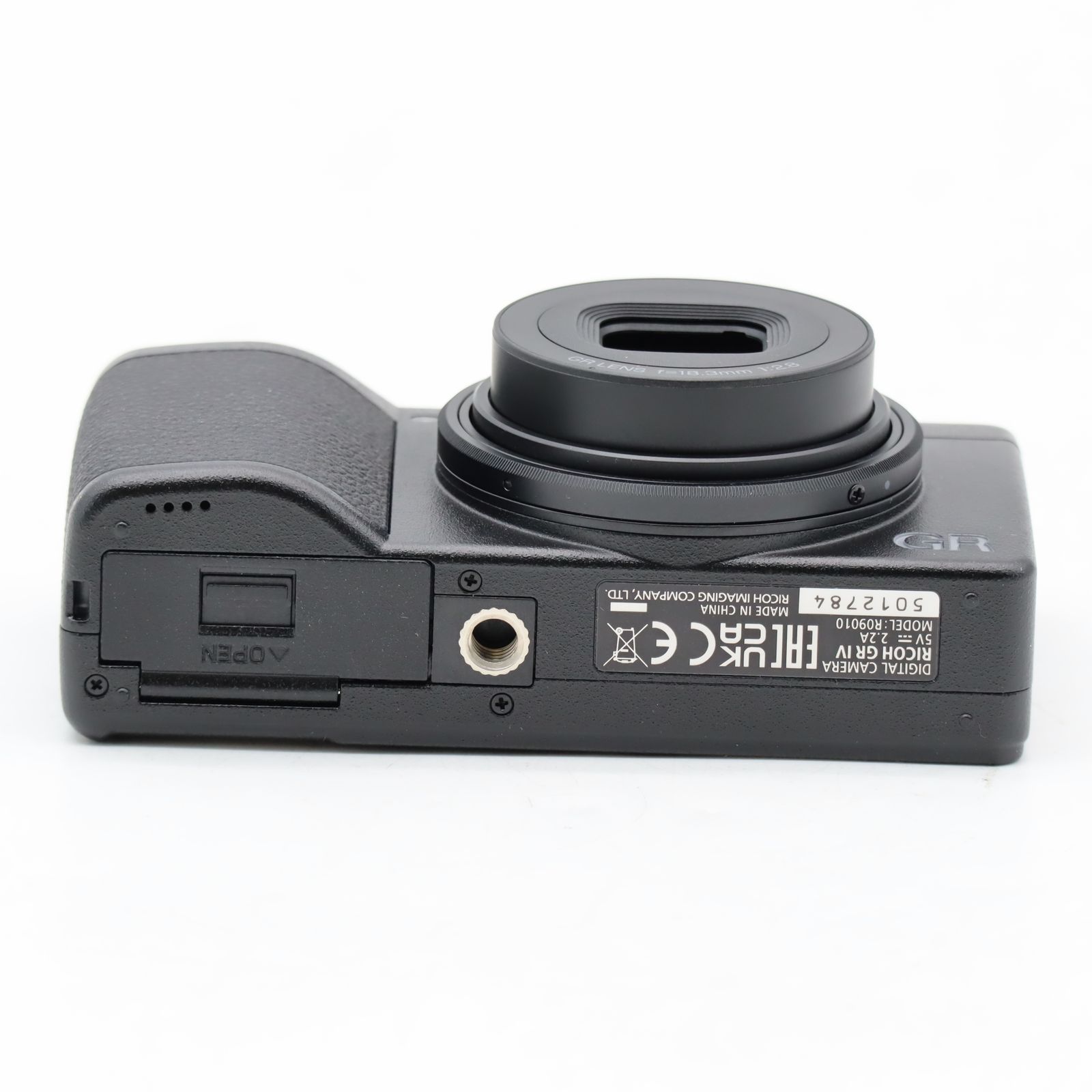 RICOH GR IV|APS-C 高画質コンパクトデジタルカメラ|GRレンズ搭載・スナップ撮影向け リコー【中古】 RICOH GR IV|APS-C 高画質コンパクトデジタルカメラ|GRレンズ搭載・スナップ撮影向け リコー【中古】