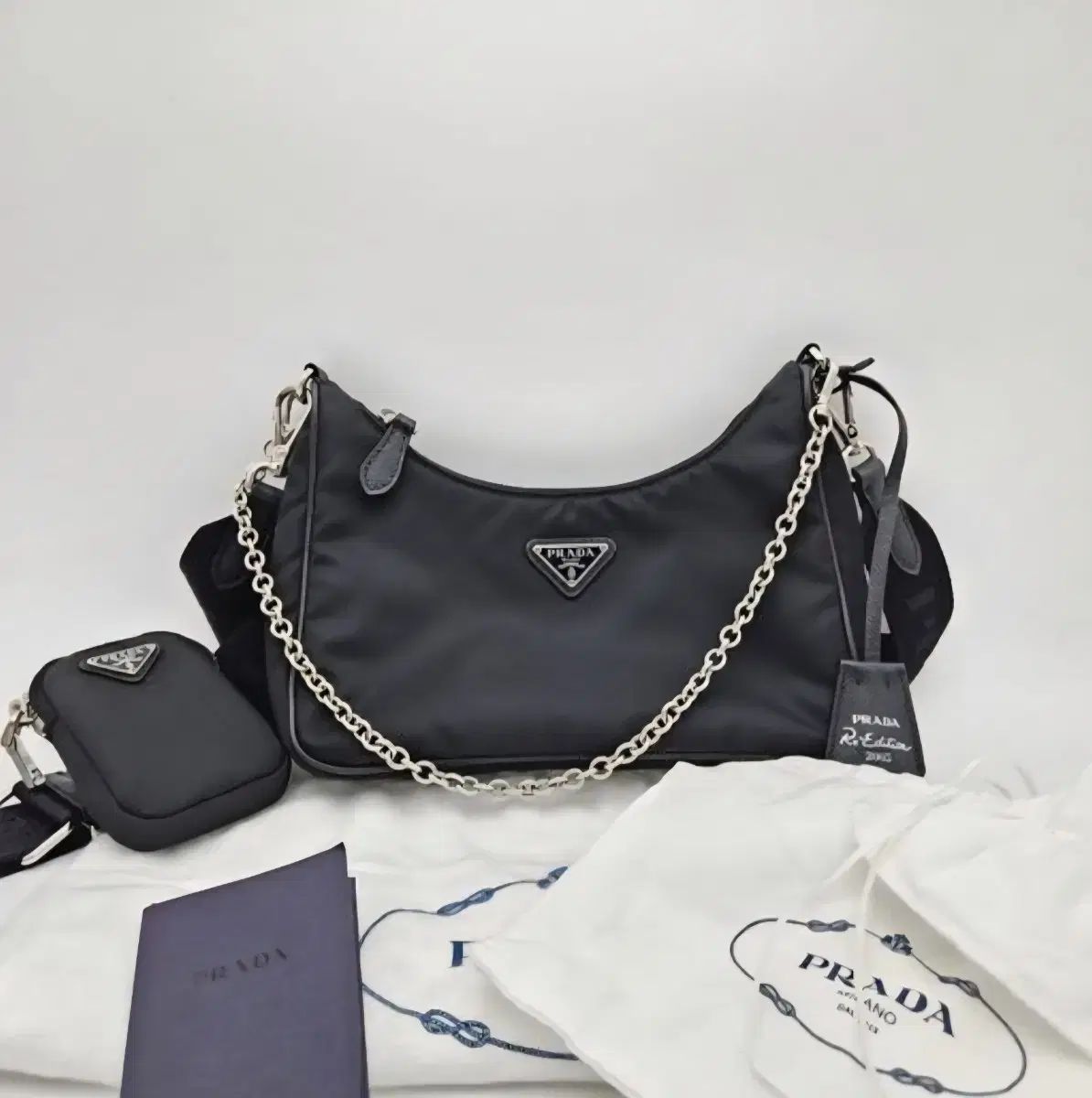 PRADA テスート HOBO BAG