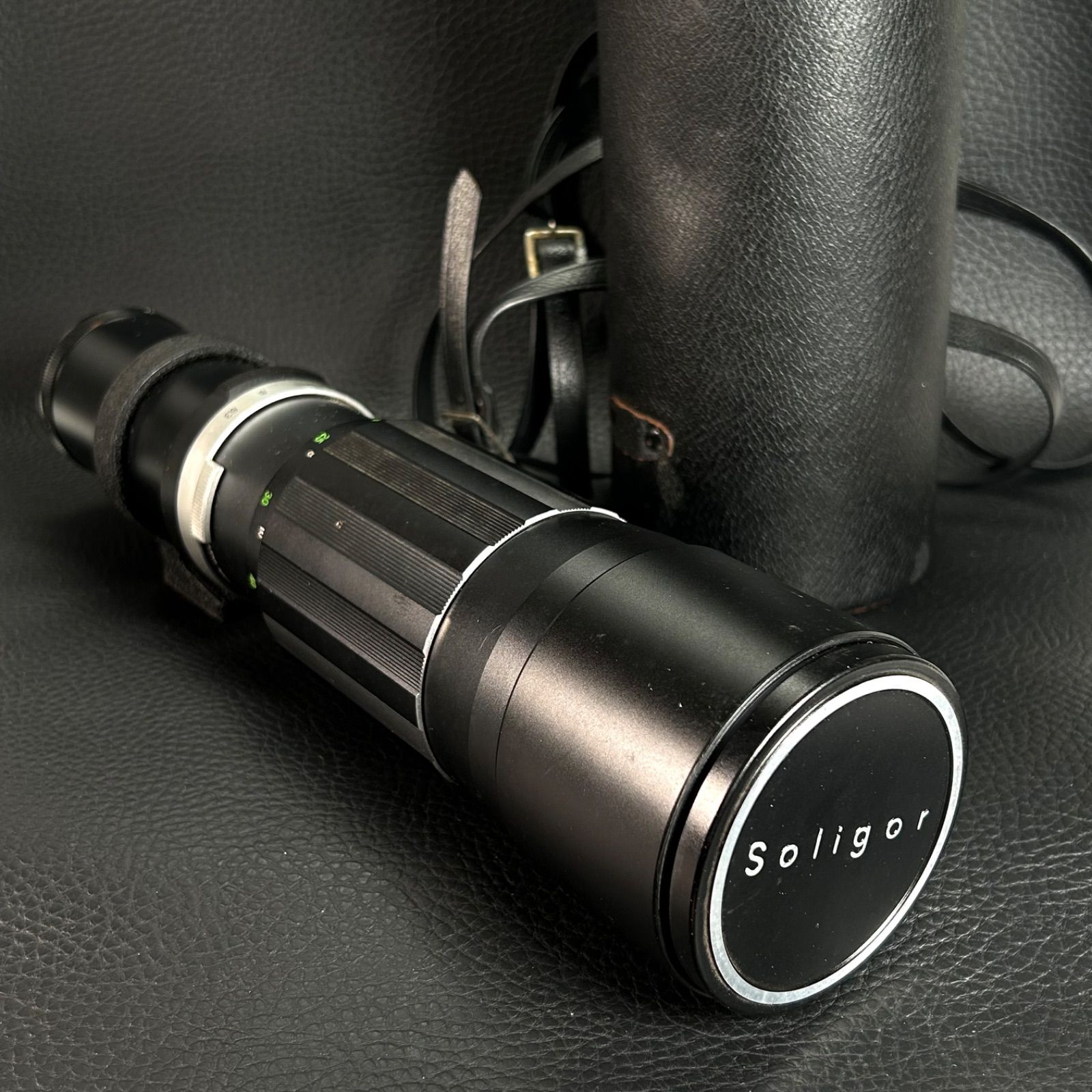 Soligor 400mm F6.3 超望遠 オールドレンズ ケース付 三脚座付 大型レンズ オールド望遠ズームレンズ ケース付 現状品【A0554】