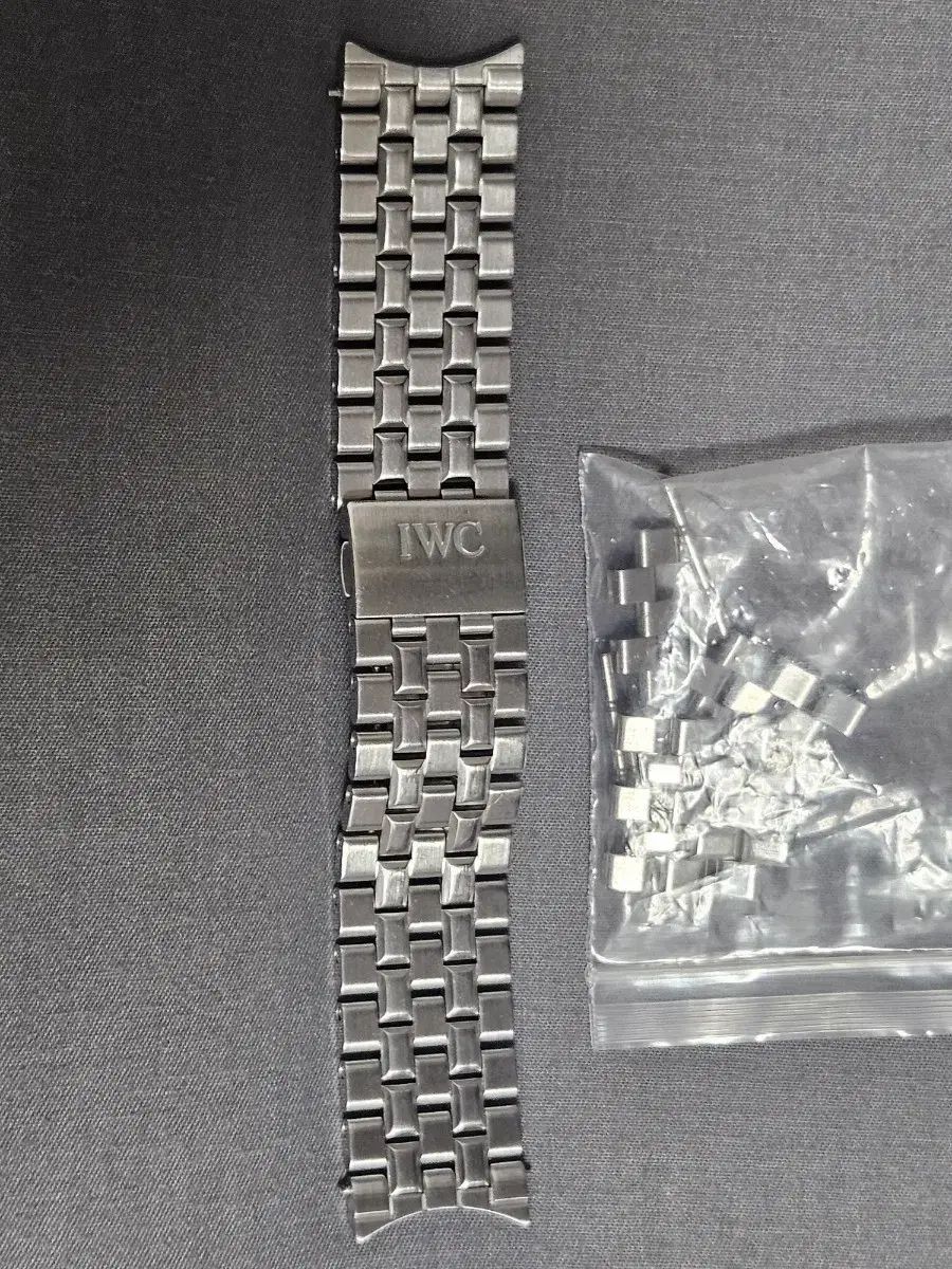 IWC マーク16 ブレスレット 出品