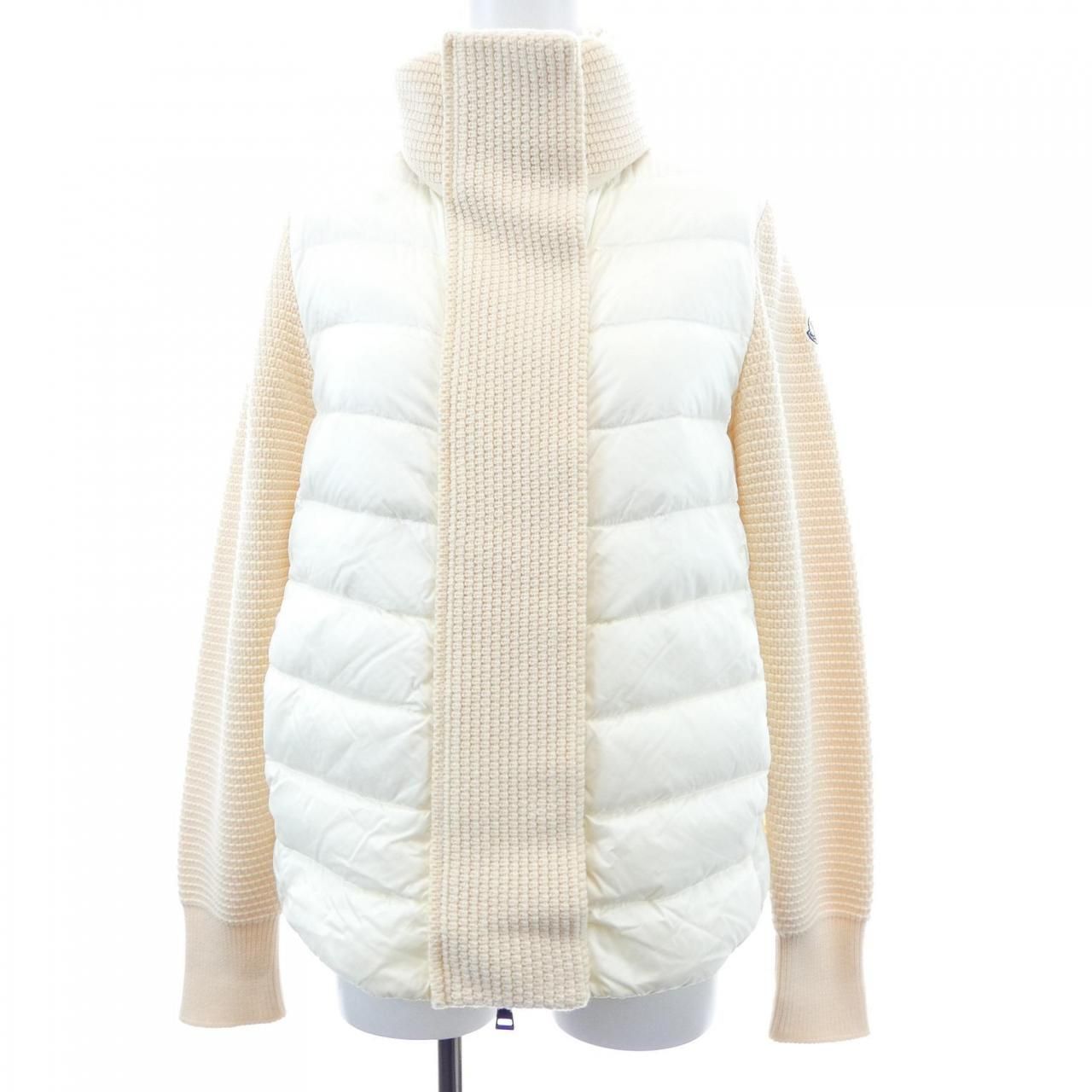 モンクレール MONCLER 20939453400 ダウンジャケット 54,360円