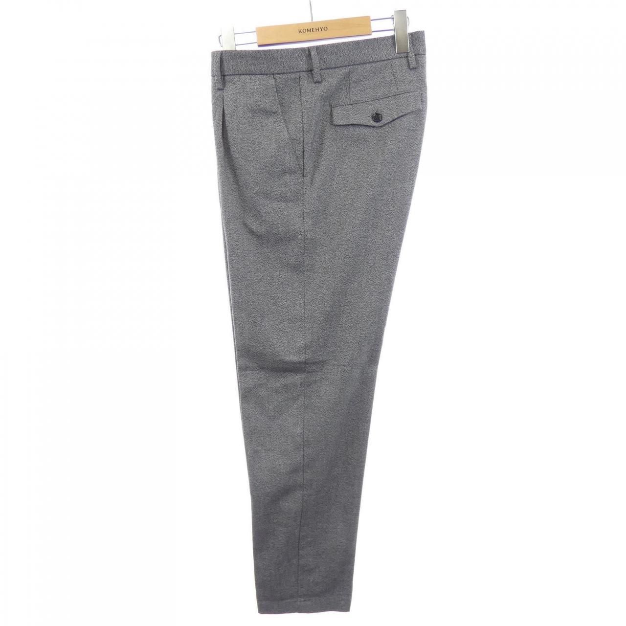 ヒューゴボス HUGO BOSS パンツ