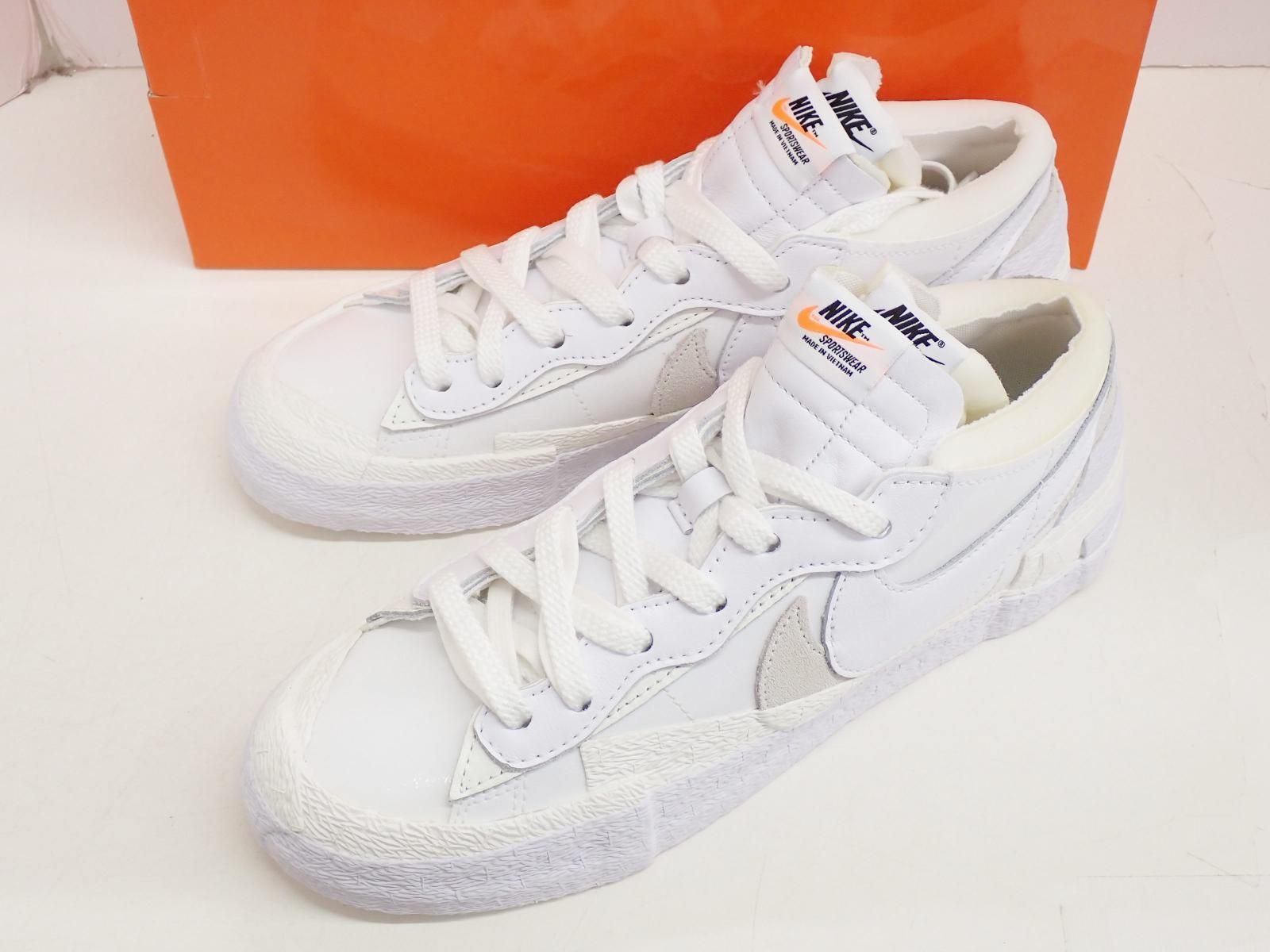 ★7366☆NIKE ナイキ × sacai サカイ BLAZER LOW ブレーザー ロー DM6443-100 スニーカー　極美品　26㎝