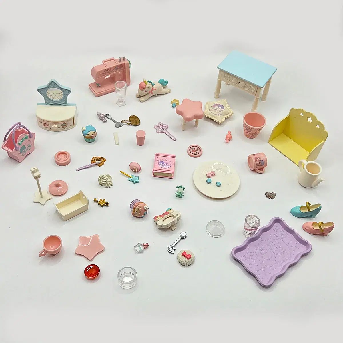 リーメント リトルツインスターズ 夢見る少女の部屋 展示品 フール セット (ボックスX) 出品