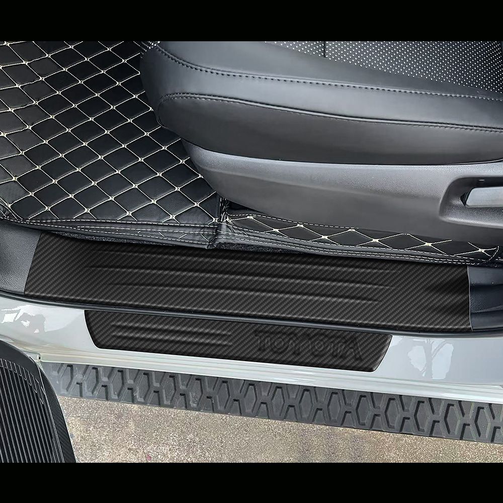 【送料無料】トヨタ(Toyota) ハイラックス(HILUX) 26款専用 レザードアシルカバー(8P) カーボン調 高級感・耐衝撃・傷防止 ドレスアップ効果抜群 簡単取付 車内保護 おすすめ! 【送料無料】トヨタ(Toyota) ハイラックス(HILUX) 26款専用 レザードアシルカバー(8P) カーボン調 高級感・耐衝撃・傷防止 ドレスアップ効果抜群 簡単取付 車内保護 おすすめ!