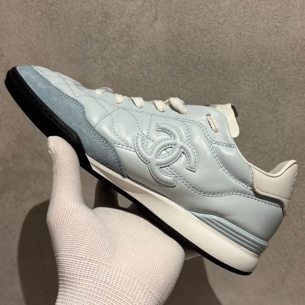 37 5サイズ フルセット CHANEL CCロゴ SHINee スニーカー