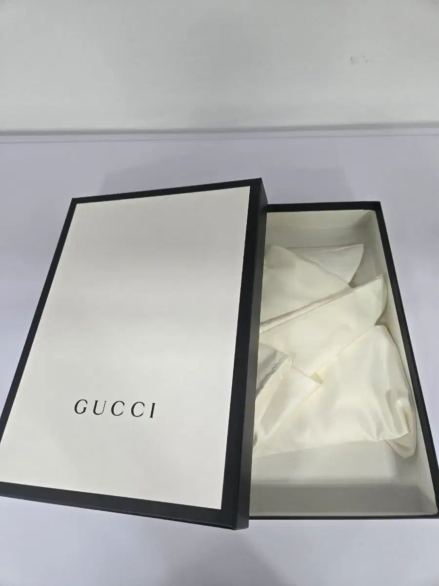 グッチ バッグ クラッチバッグ タイガー グッチ バッグ クラッチバッグ タイガー