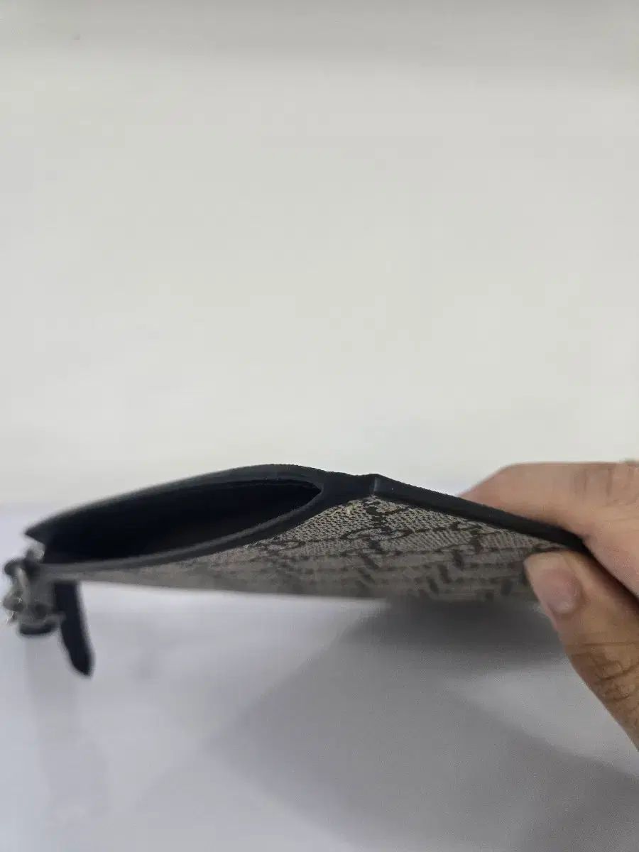 グッチ バッグ クラッチバッグ タイガー グッチ バッグ クラッチバッグ タイガー