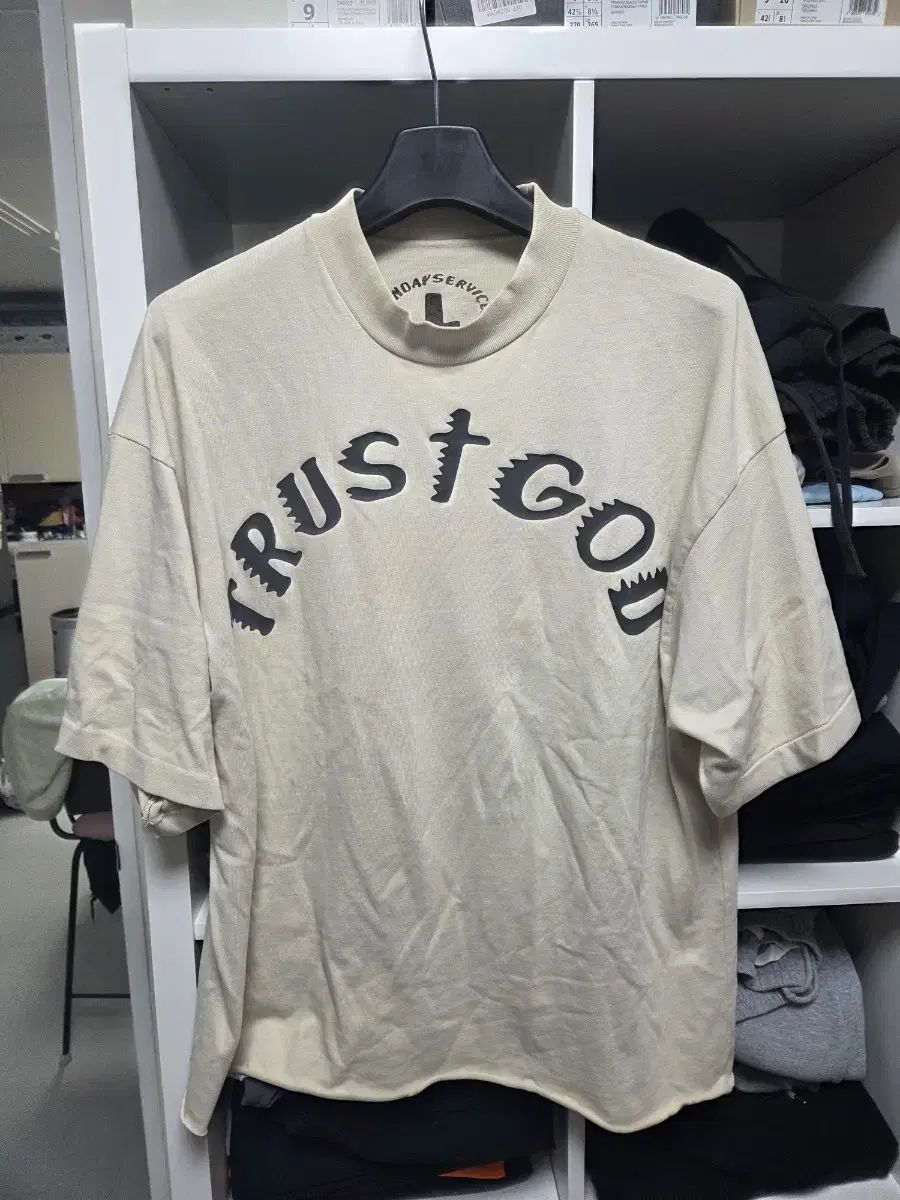 カニエ Tustgod tee トラストゴッド 半袖 L