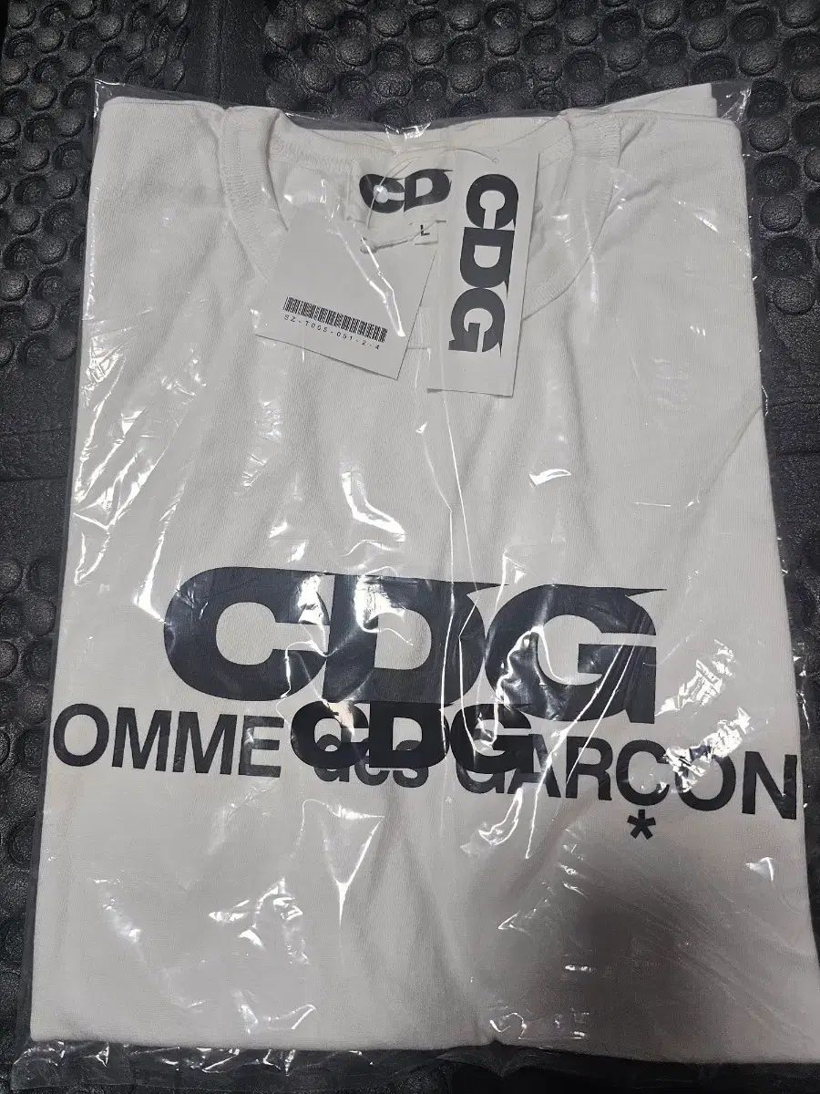 CDG コム・デ・ギャルソン 半袖 Tシャツ 白 L